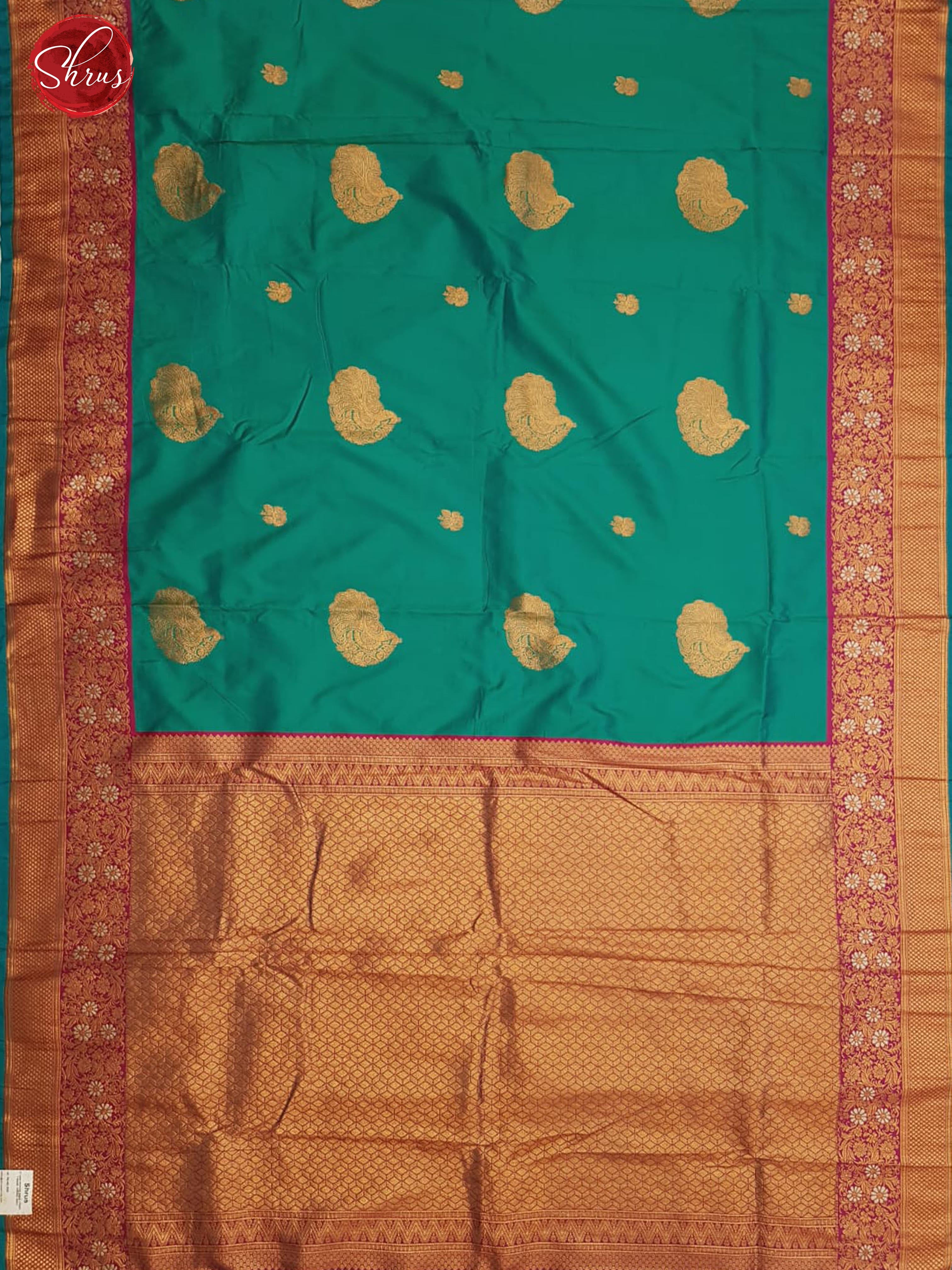 Green & Pink -Semi Kanchipuram with Zari woven peacock motifs on the body & Contrast Zari Border - Shop on ShrusEternity.com