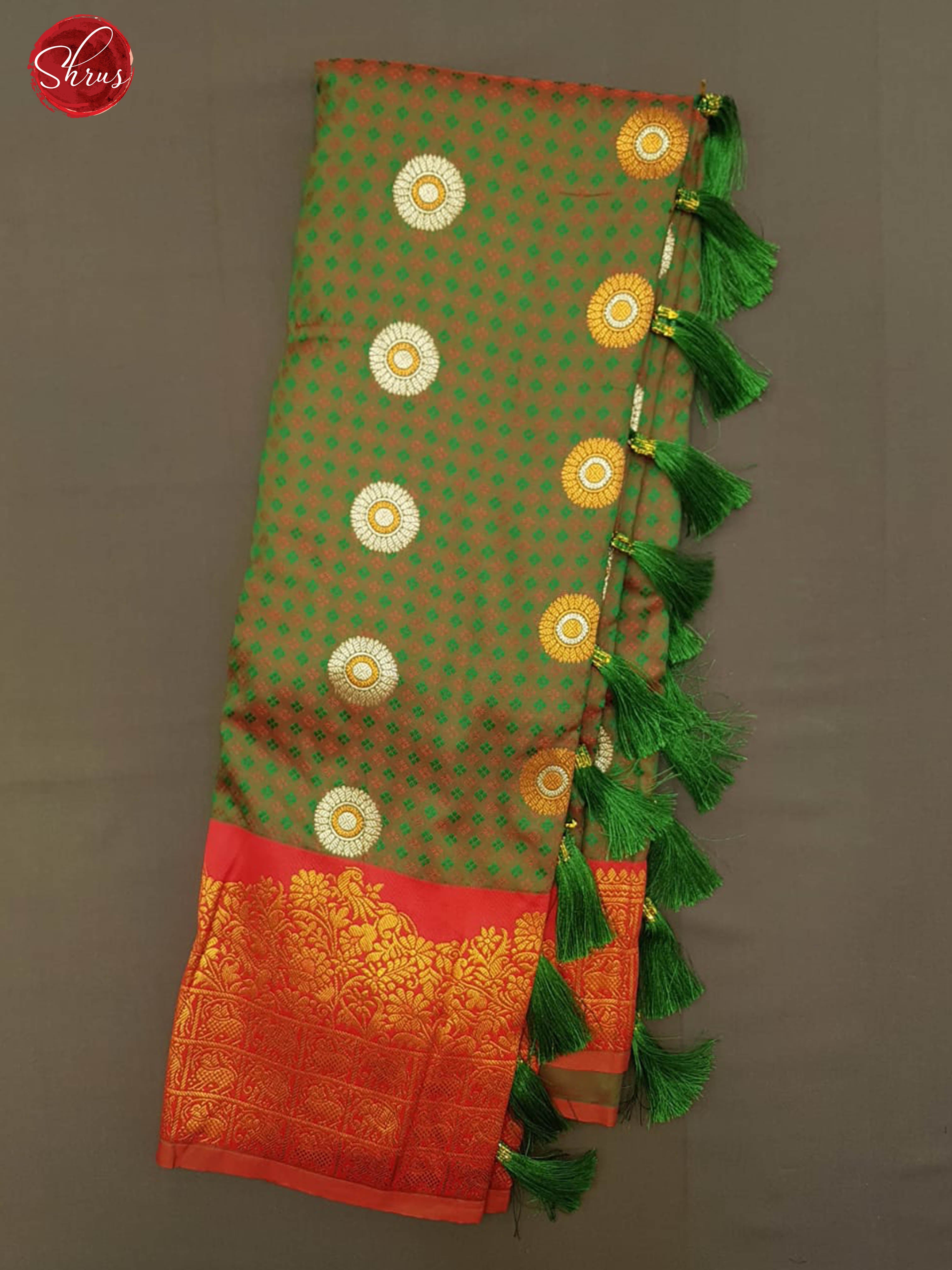Green & Red -Semi Kanchipuram with Zari woven buttas , self jacquard on the body & Contrast Zari Border - Shop on ShrusEternity.com