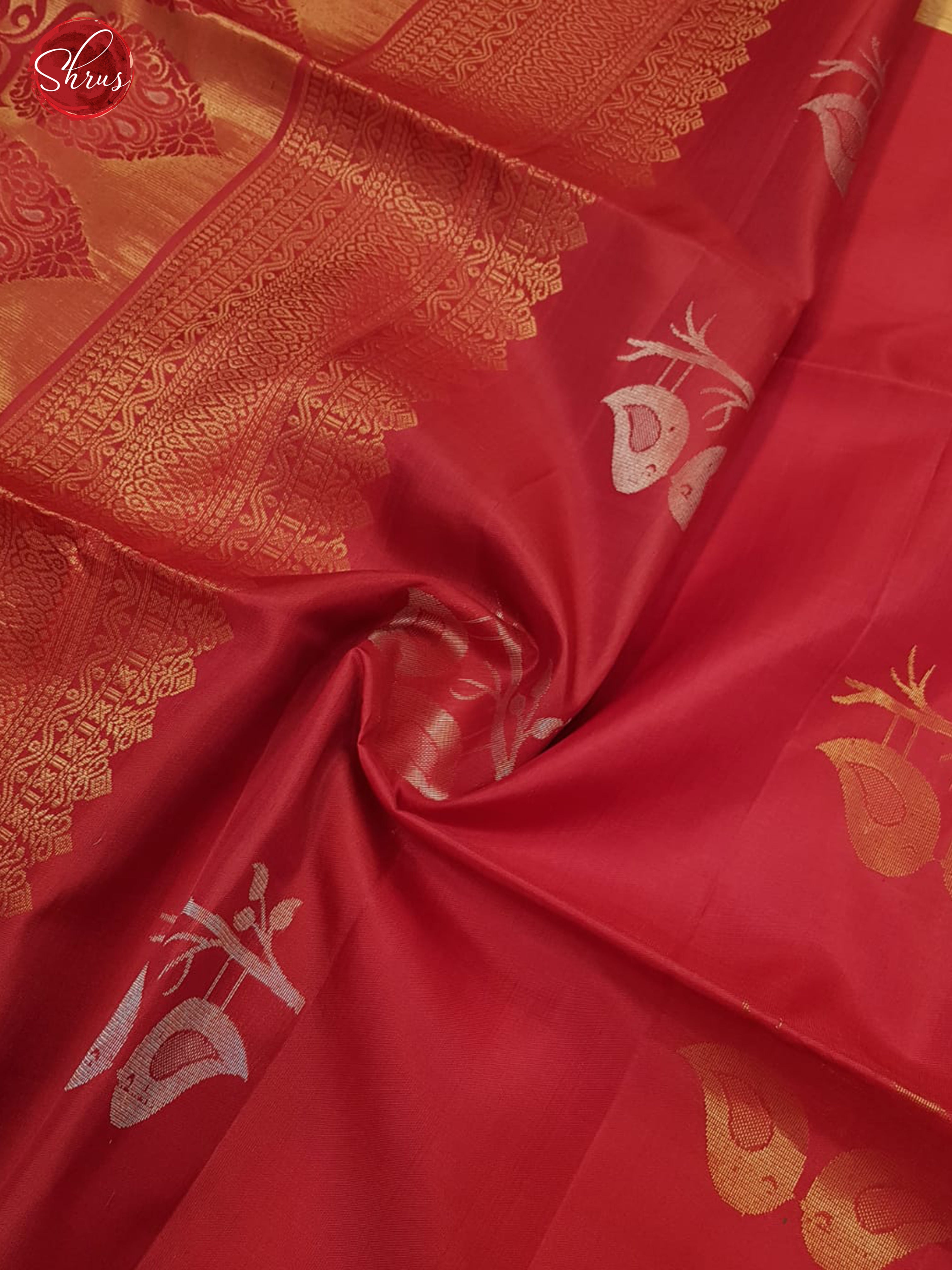 Pink & Blue -Borderless Soft SIlk with zari woven birds motif on the body - Shop on ShrusEternity.com