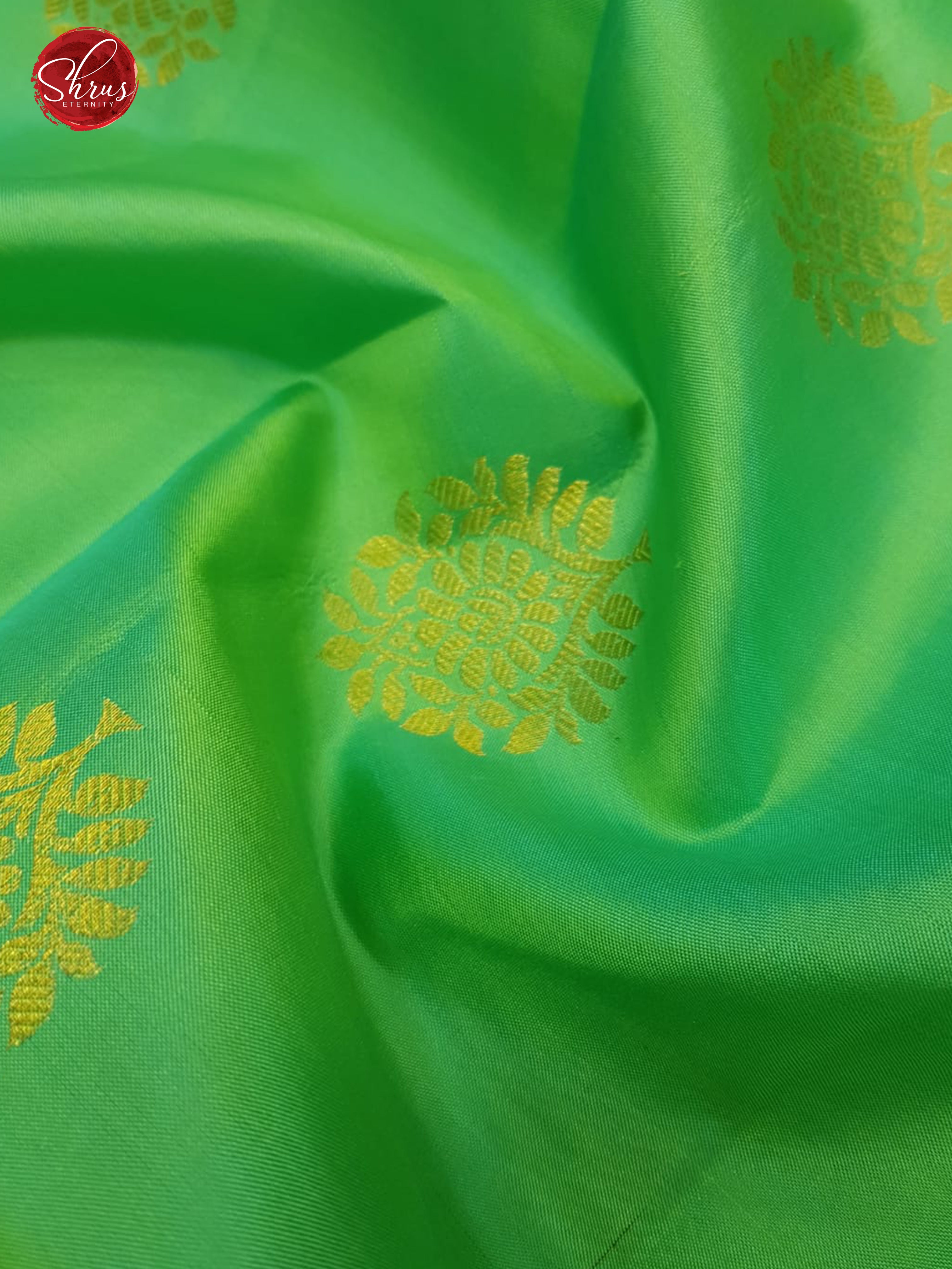 Green & Purple - Kanchipuram Silk with zari woven floral motifs on the body & Zari Border-5