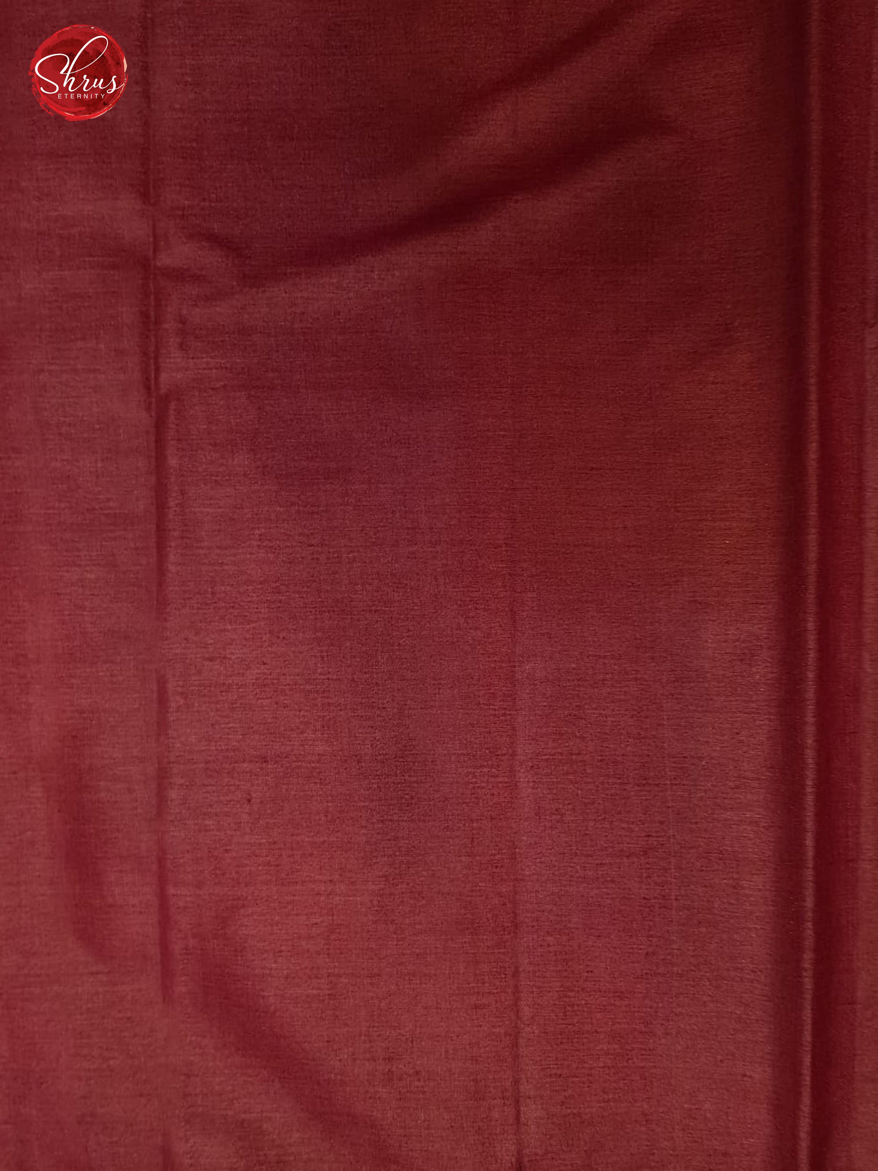 Green & Red - Borderless Tussar with zari woven criss cross checks , floral motifs on the body - Shop on ShrusEternity.com