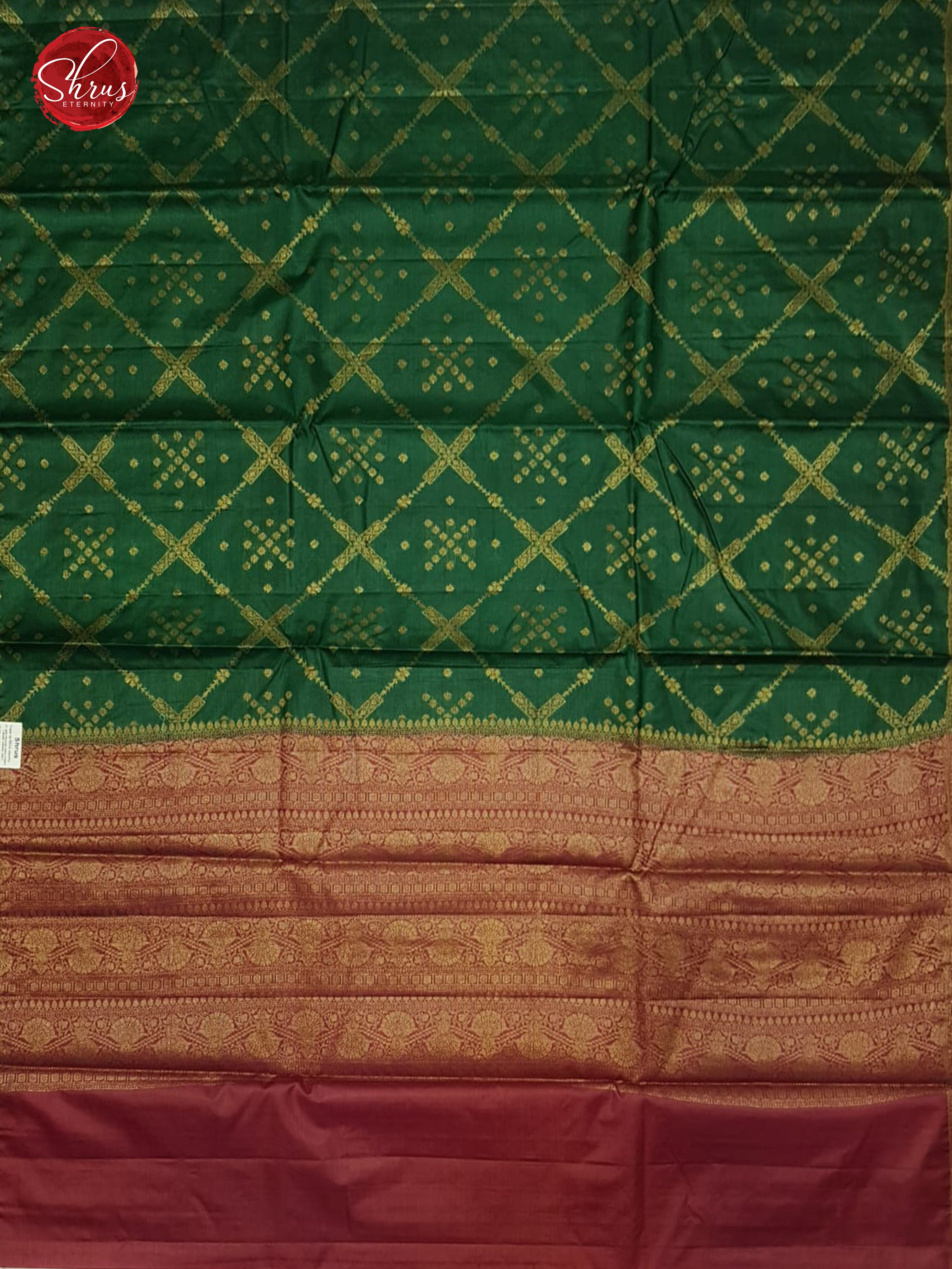 Green & Red - Borderless Tussar with zari woven criss cross checks , floral motifs on the body - Shop on ShrusEternity.com
