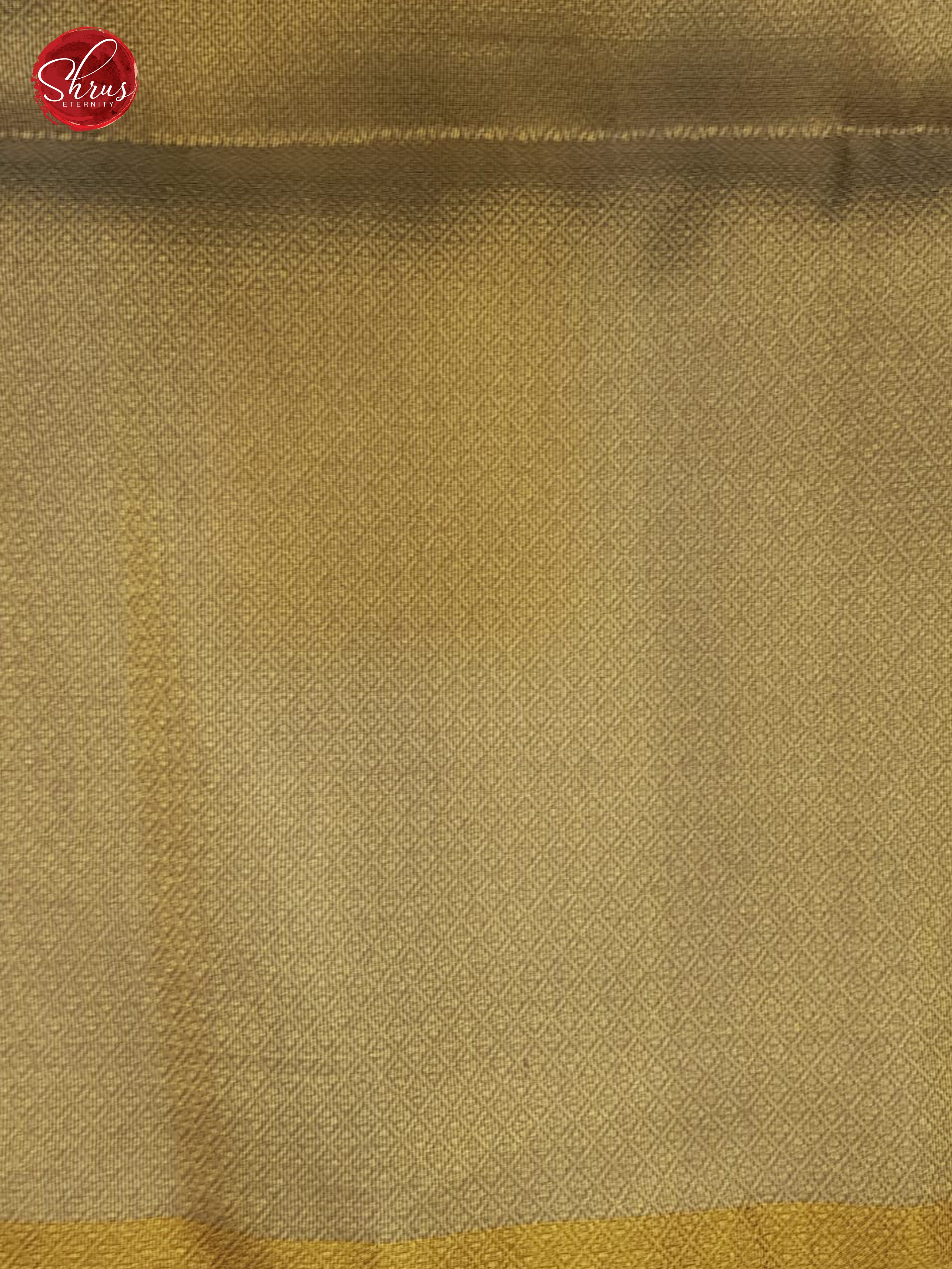 Green & Gold - Borderless Silk (half-Pure) with plain body - Shop on ShrusEternity.com