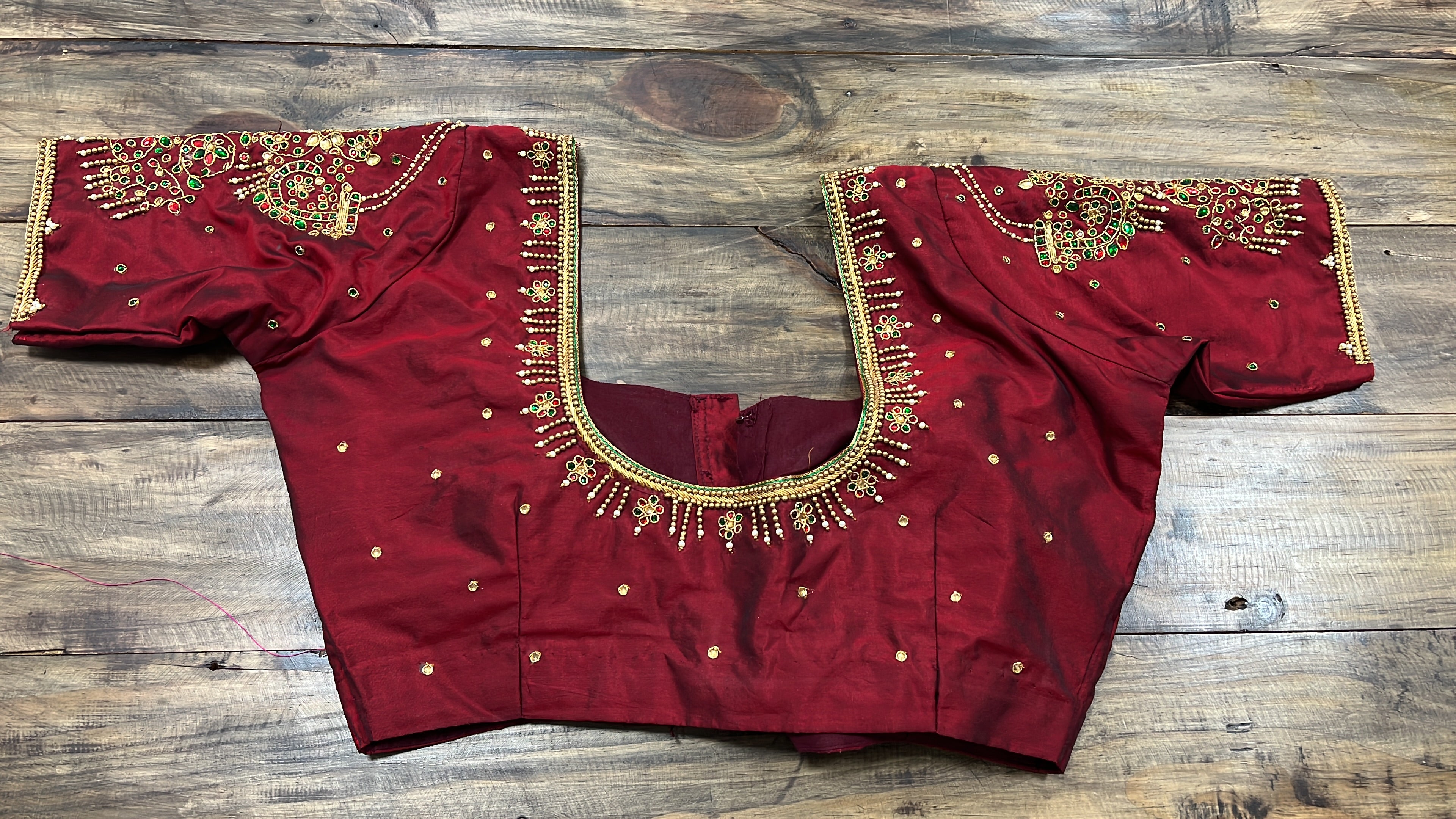 EMB009 - Shop on ShrusEternity.com