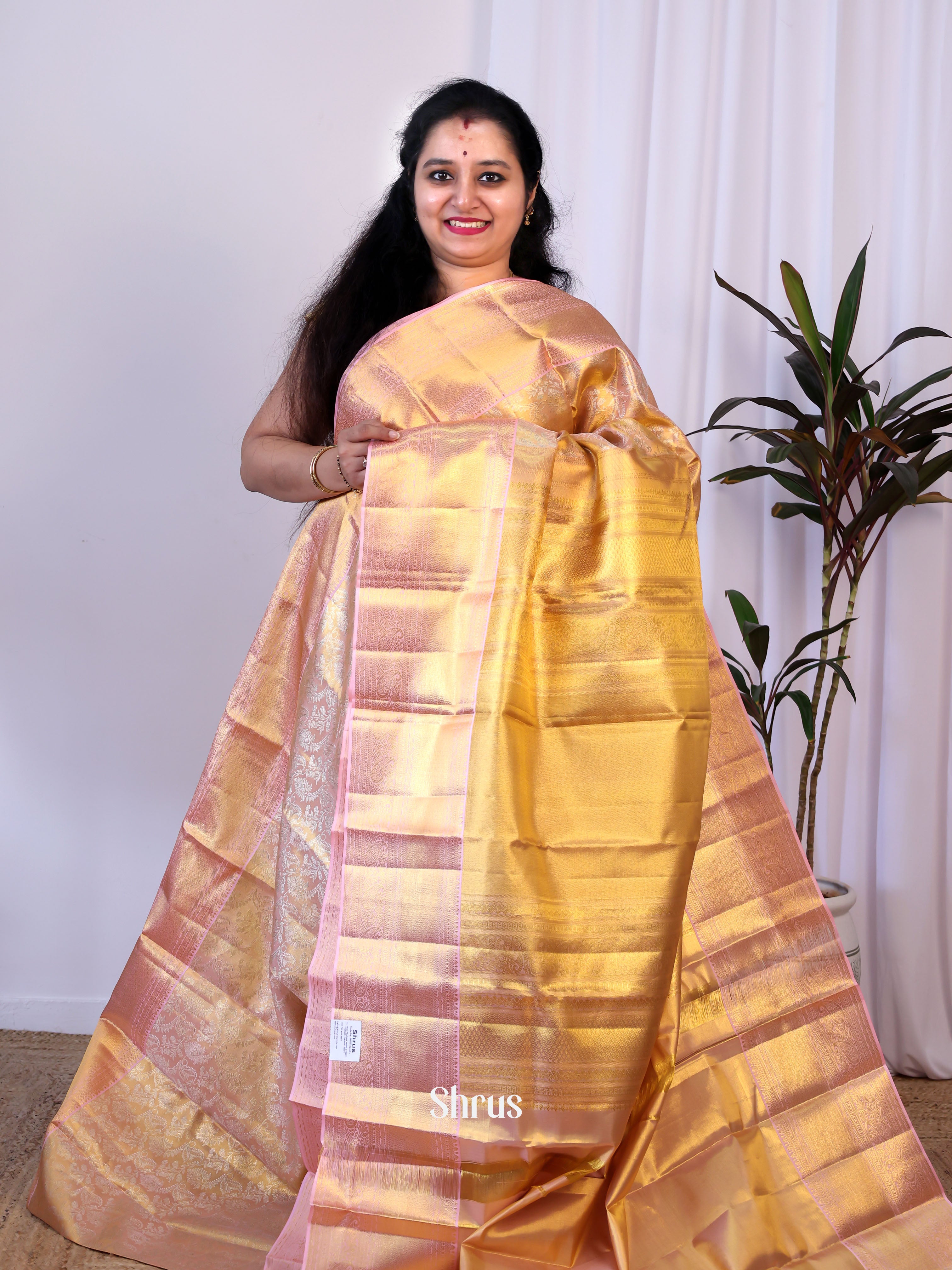 Gold & baby pink - Kanchipuram silk Saree