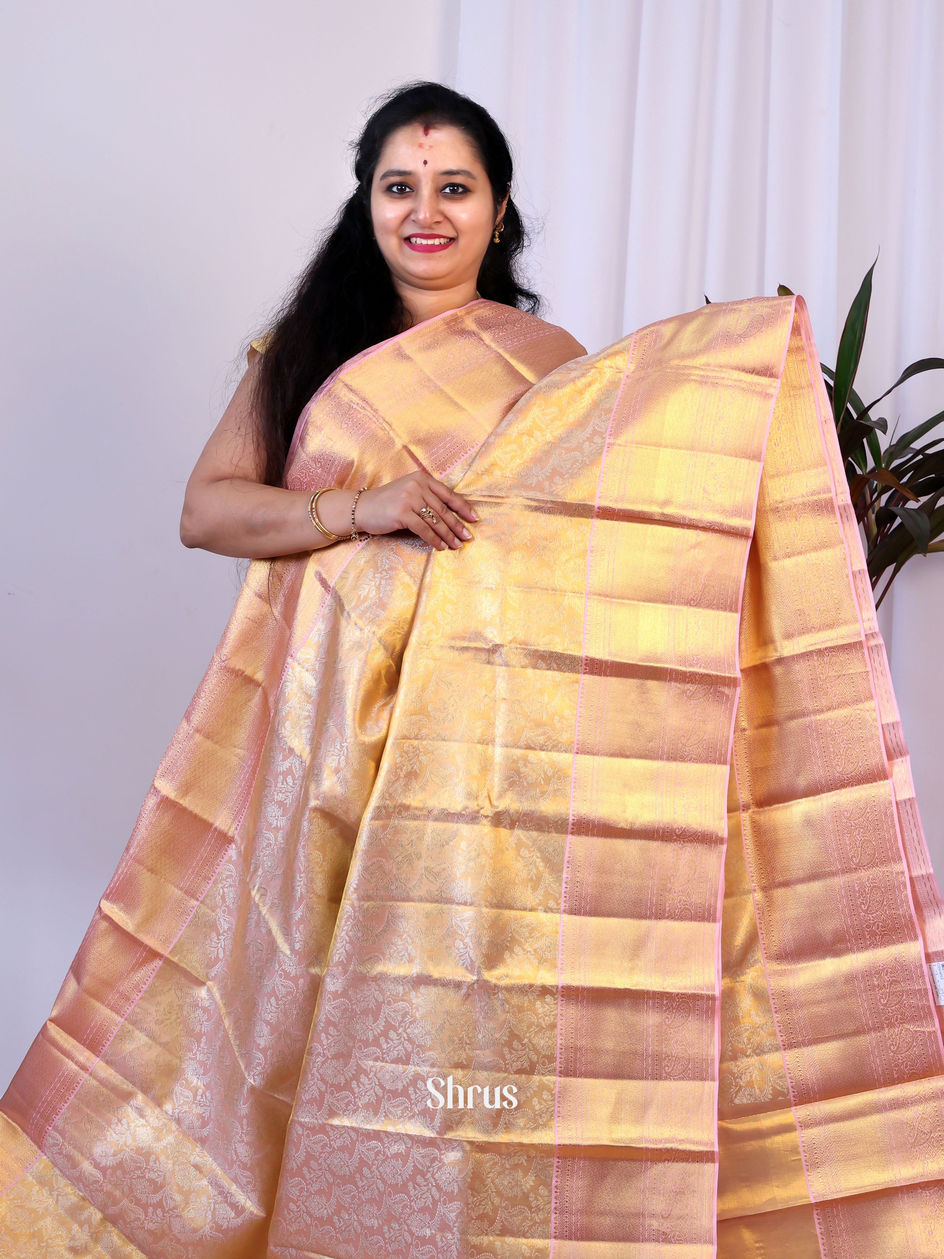 Gold & baby pink - Kanchipuram silk Saree