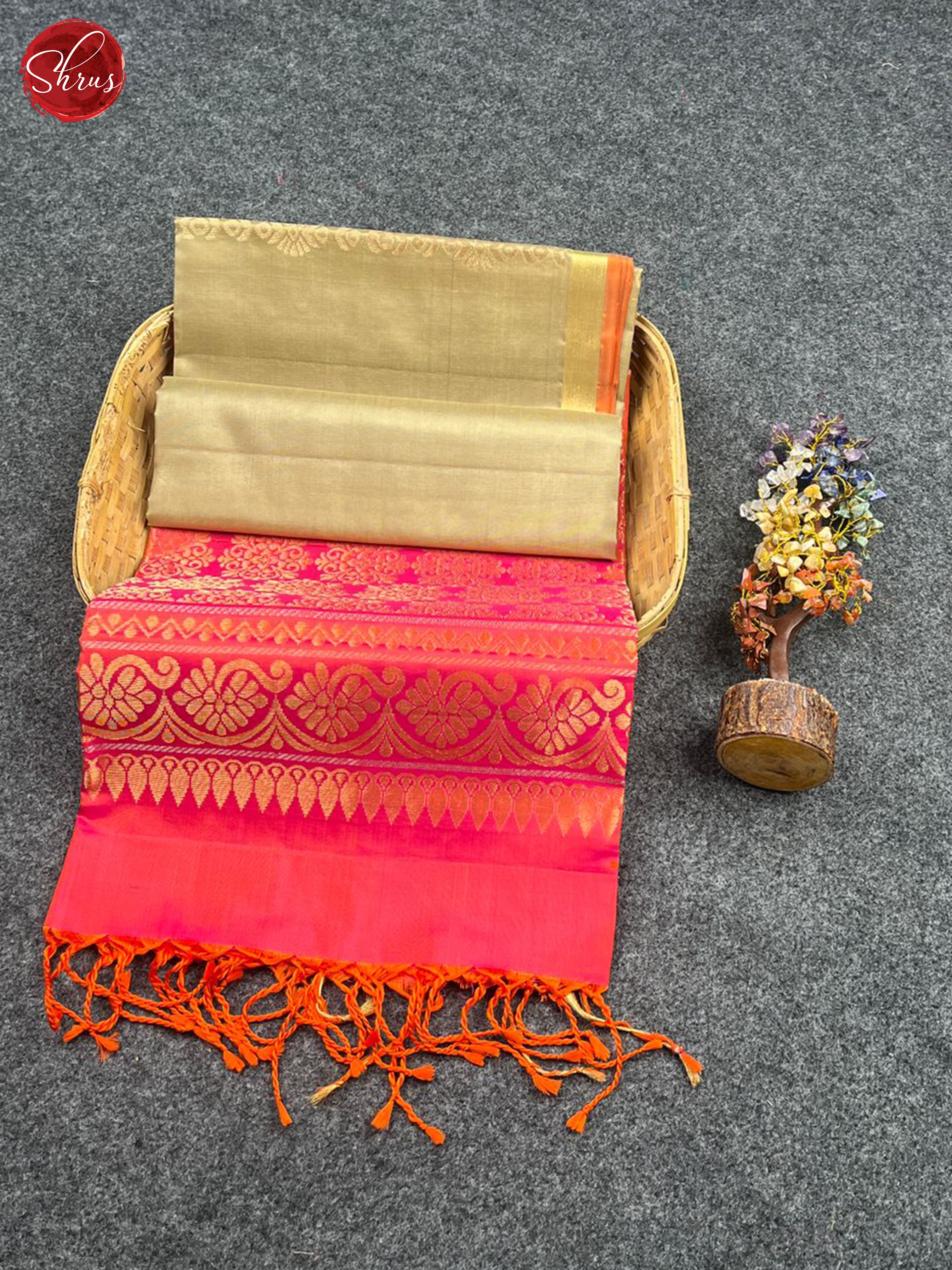 Elachi Green & Orange - Borderless Soft Silk Saree with zari woven floral motifs on the body - Shop on ShrusEternity.com