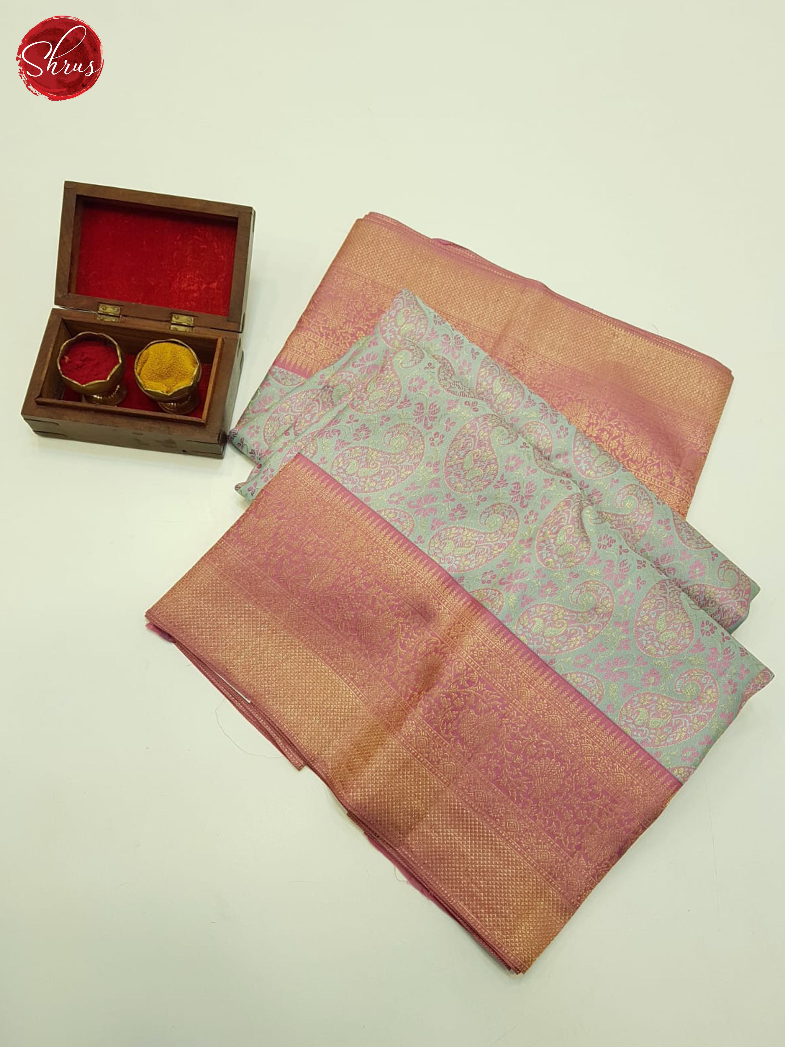 Bluish Grey And Pink-Kanchipiram silk saree - Shop on ShrusEternity.com