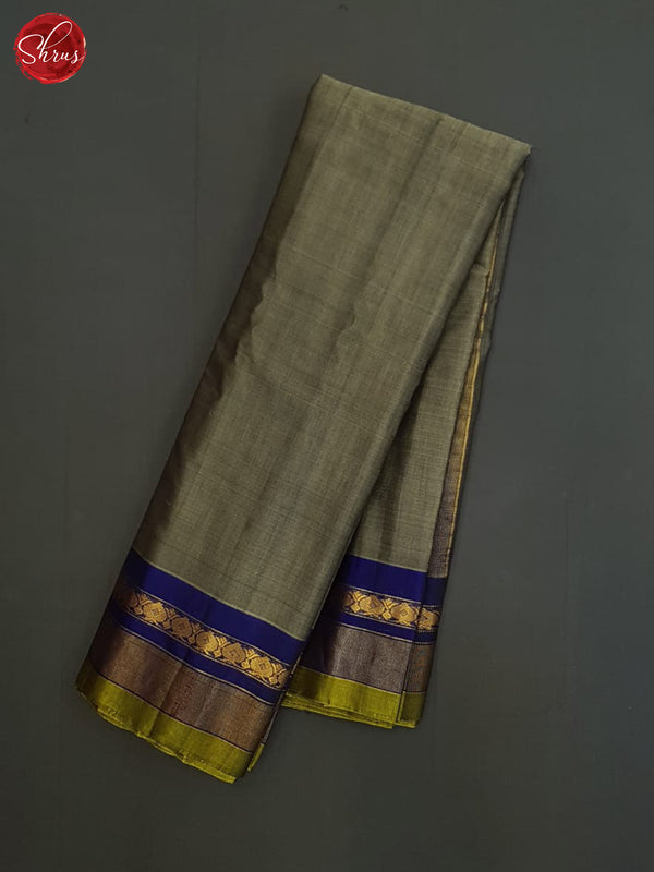 Party Wear Ladies Golden Plain Tissue Cotton Silk Saree, 6 m (with blouse  piece) at Rs 600 in Kolkata