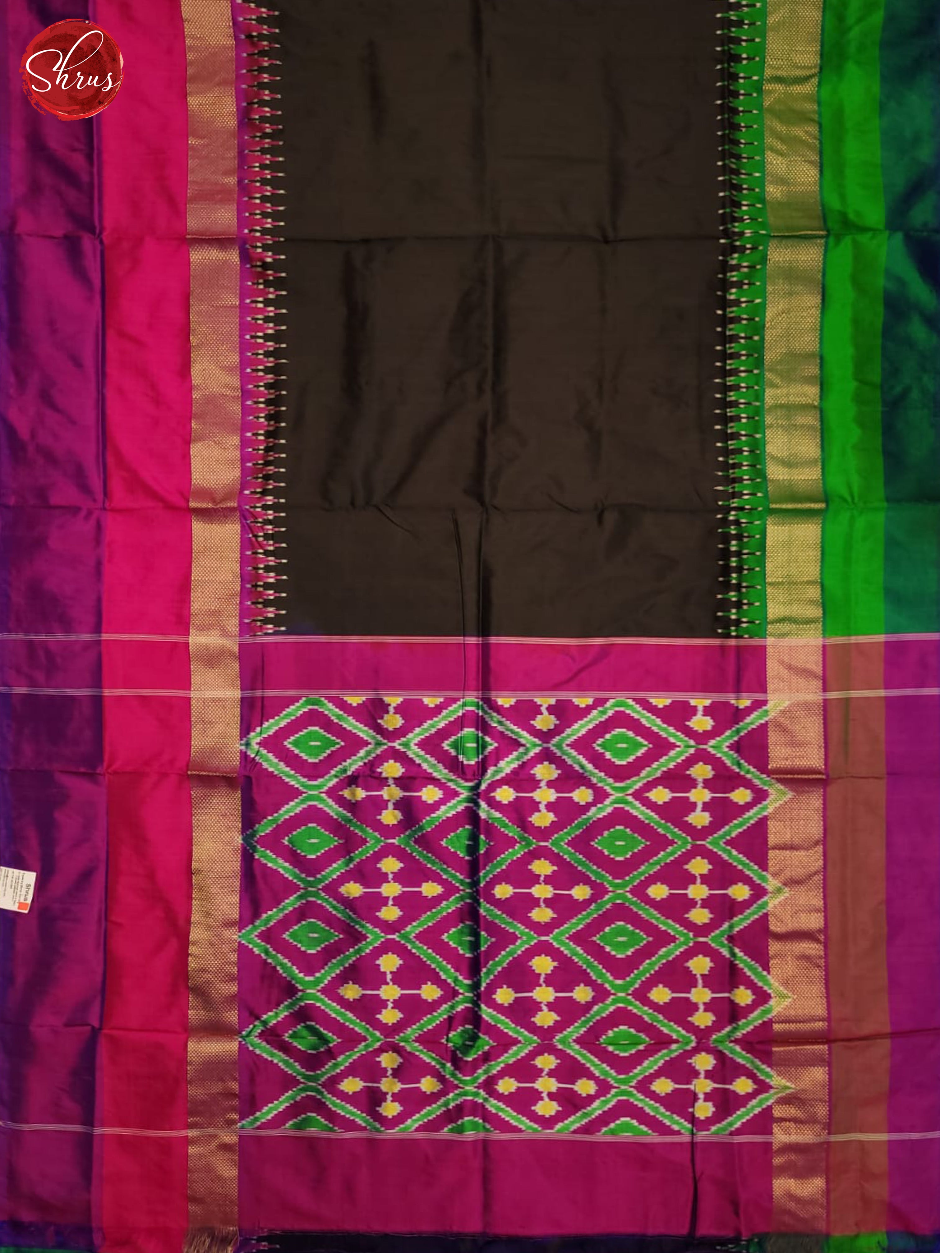 Black and pink- Ikkat Silk Saree(Ganga Jamuna Border) - Shop on ShrusEternity.com
