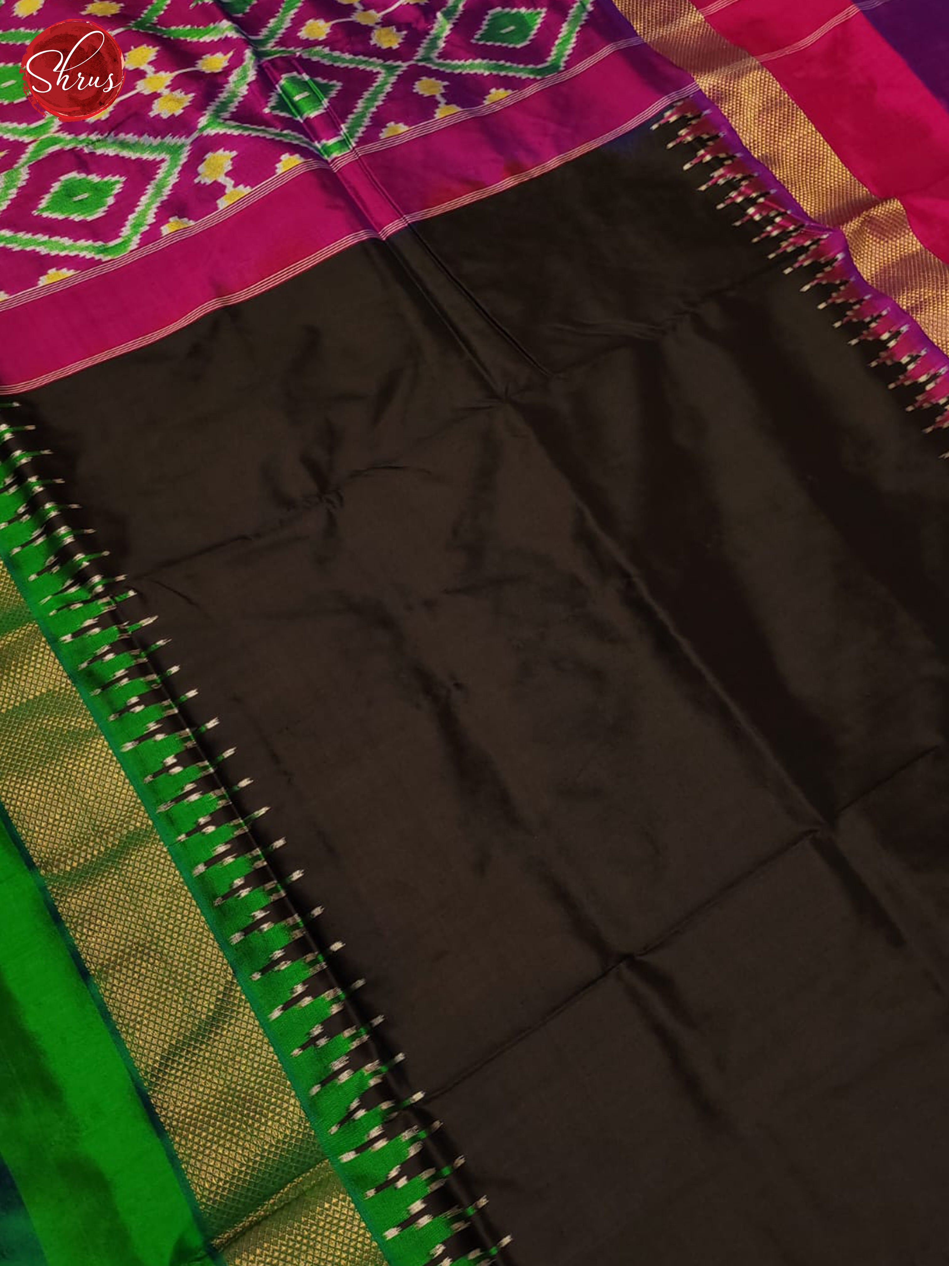 Black and pink- Ikkat Silk Saree(Ganga Jamuna Border) - Shop on ShrusEternity.com