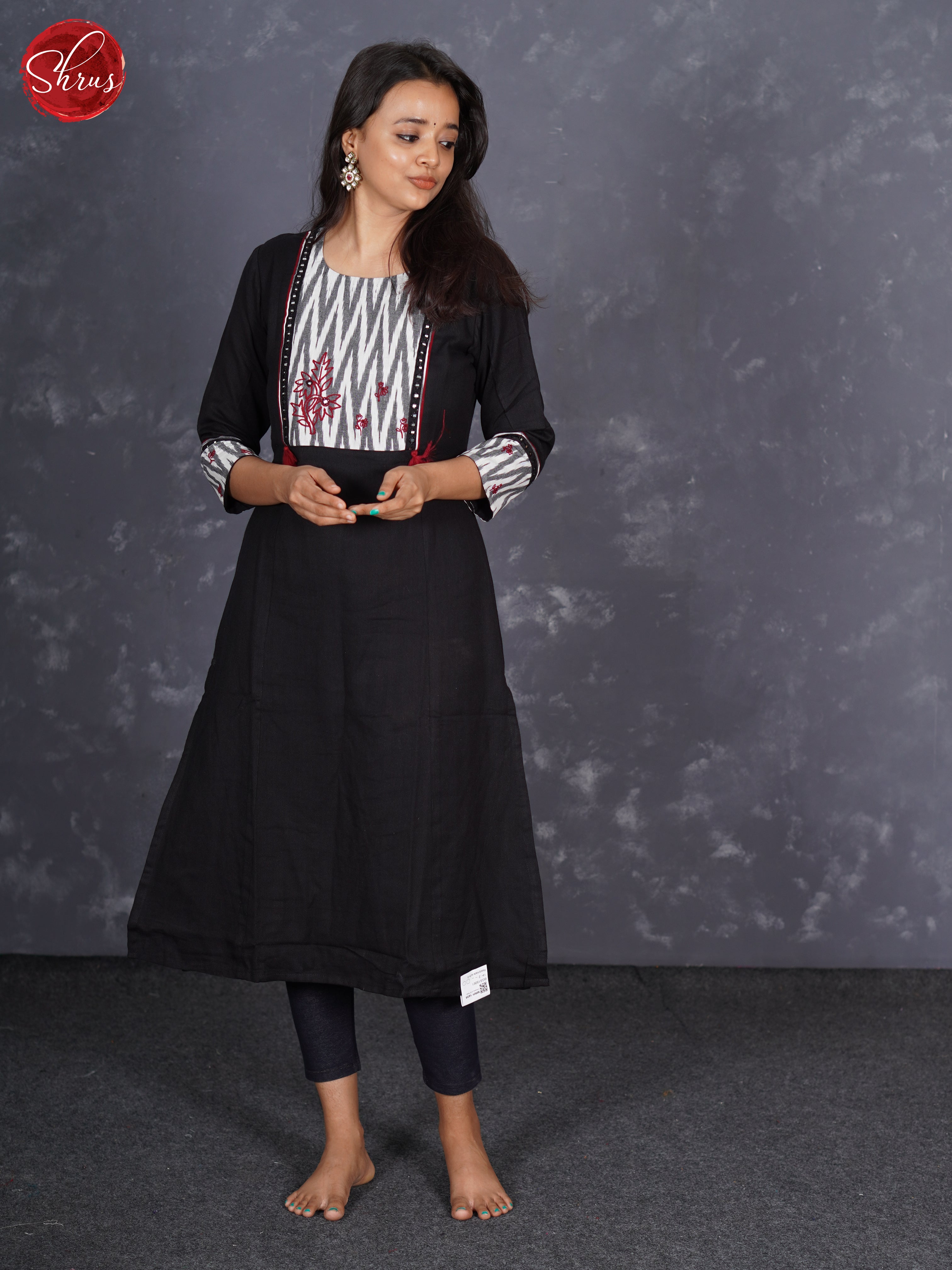 Black & Grey  - Readymade kurti top with ikkat yoke & thread design - Shop on ShrusEternity.com