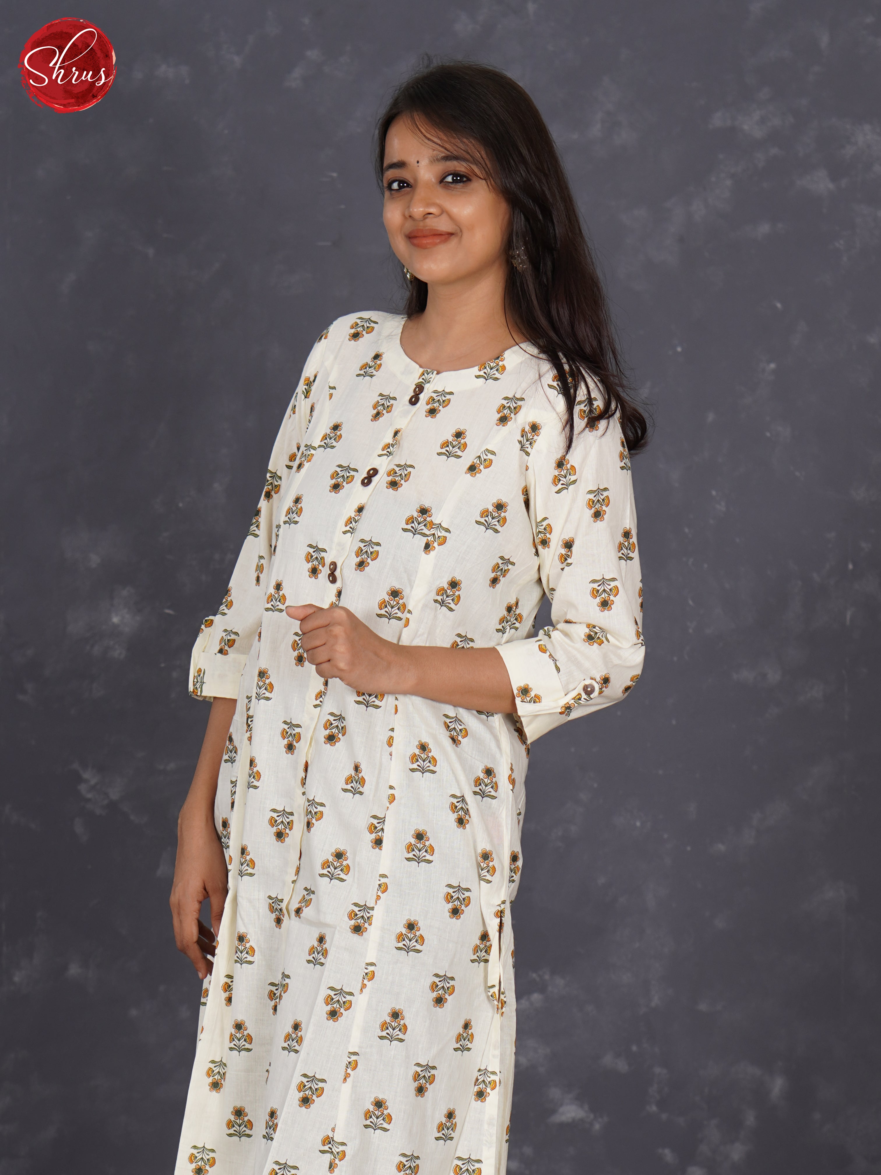 White - Readymade kurti top with floral print - Shop on ShrusEternity.com