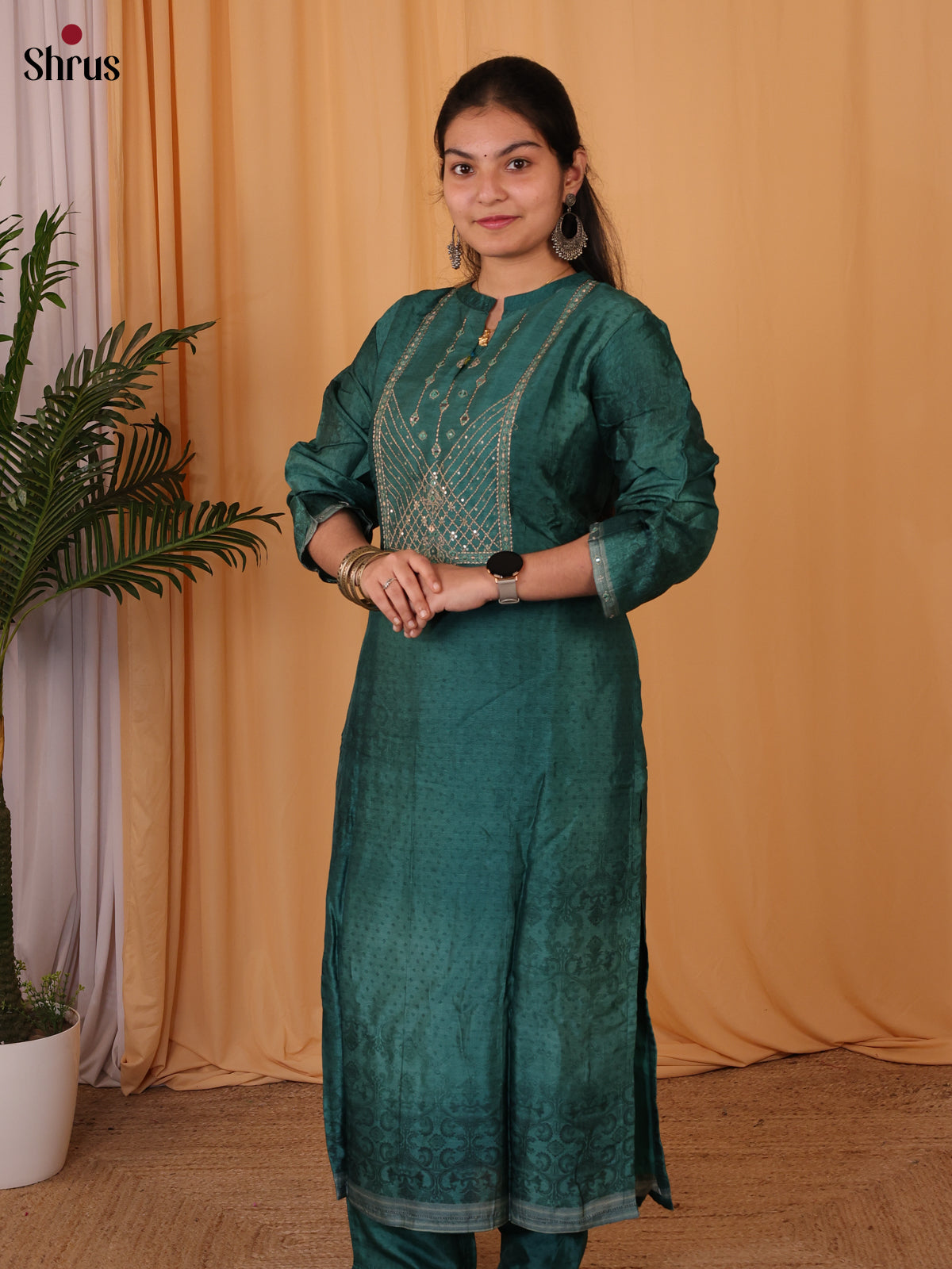 green- Sequin embroidery 2pc Salwar Suit