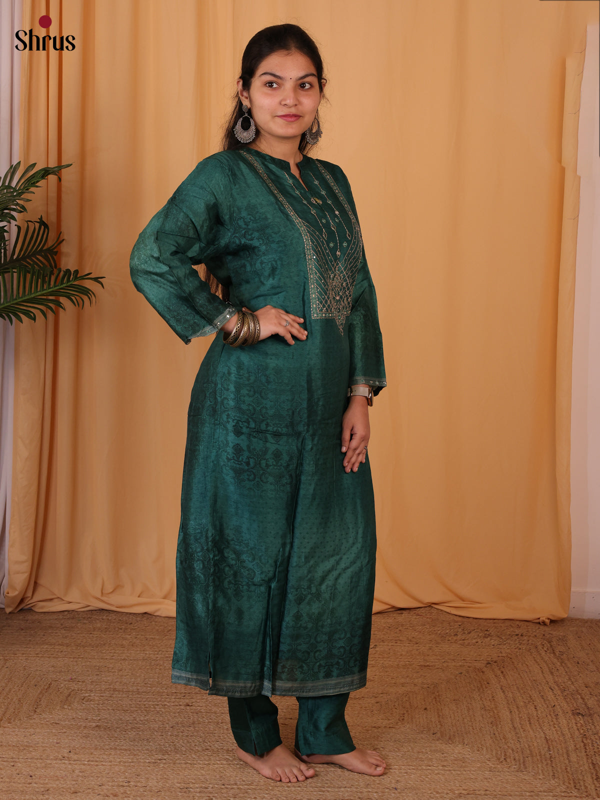 green- Sequin embroidery 2pc Salwar Suit