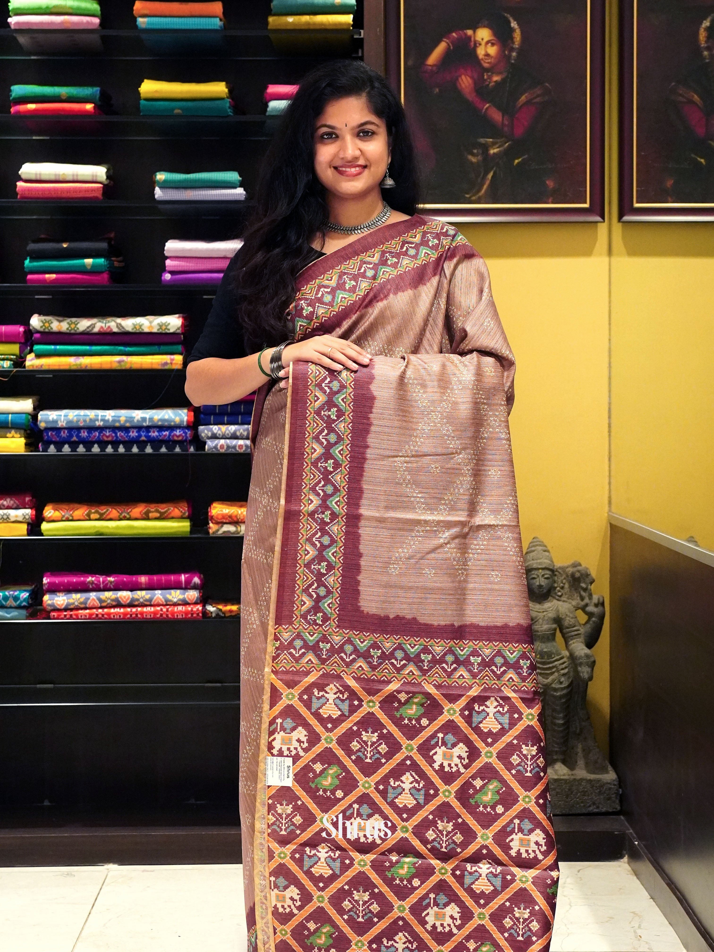 Chickoo & Maroon - Semi gicha Saree