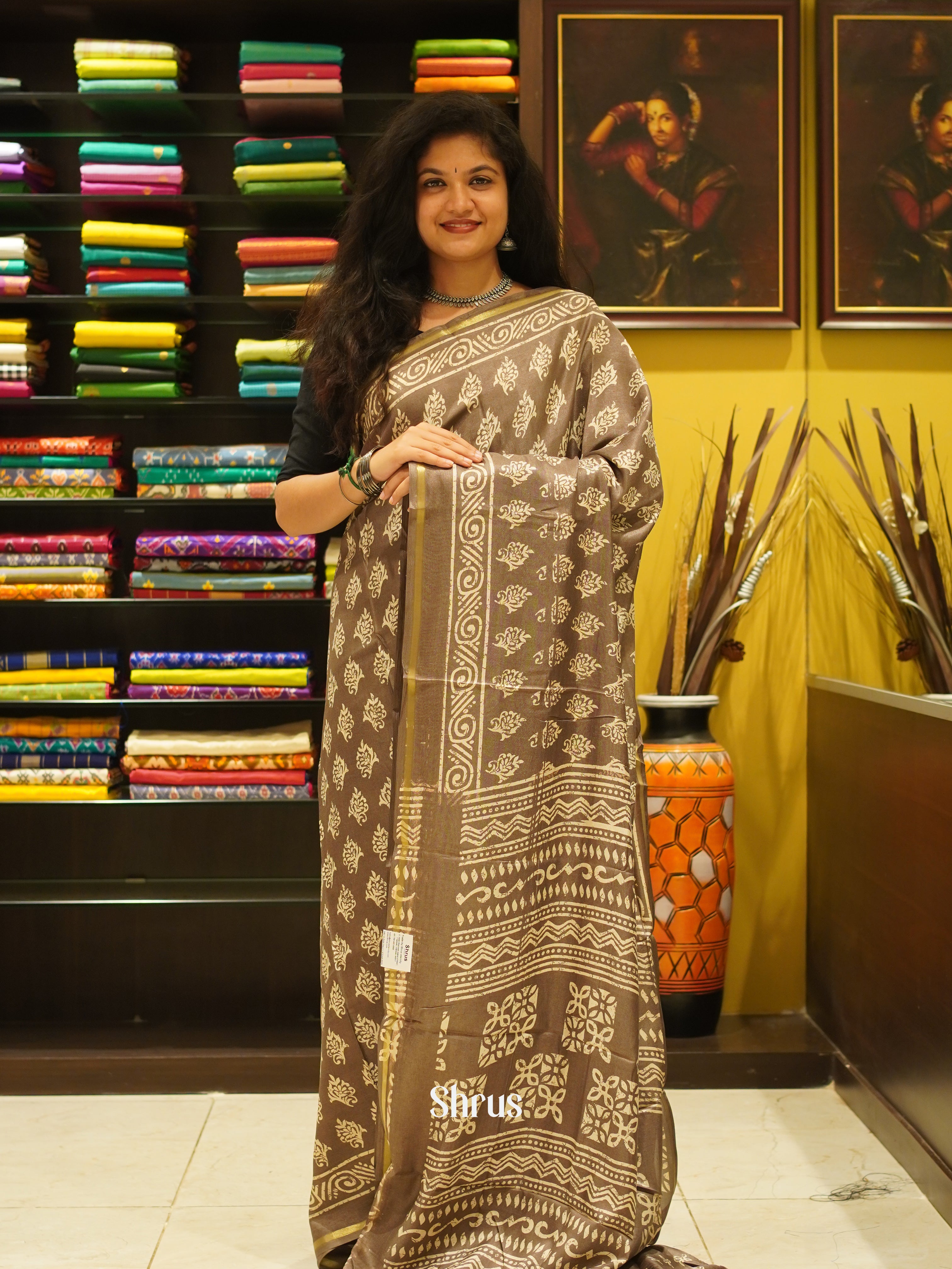 Light Brown(single Tone) - Semi Crepe Saree