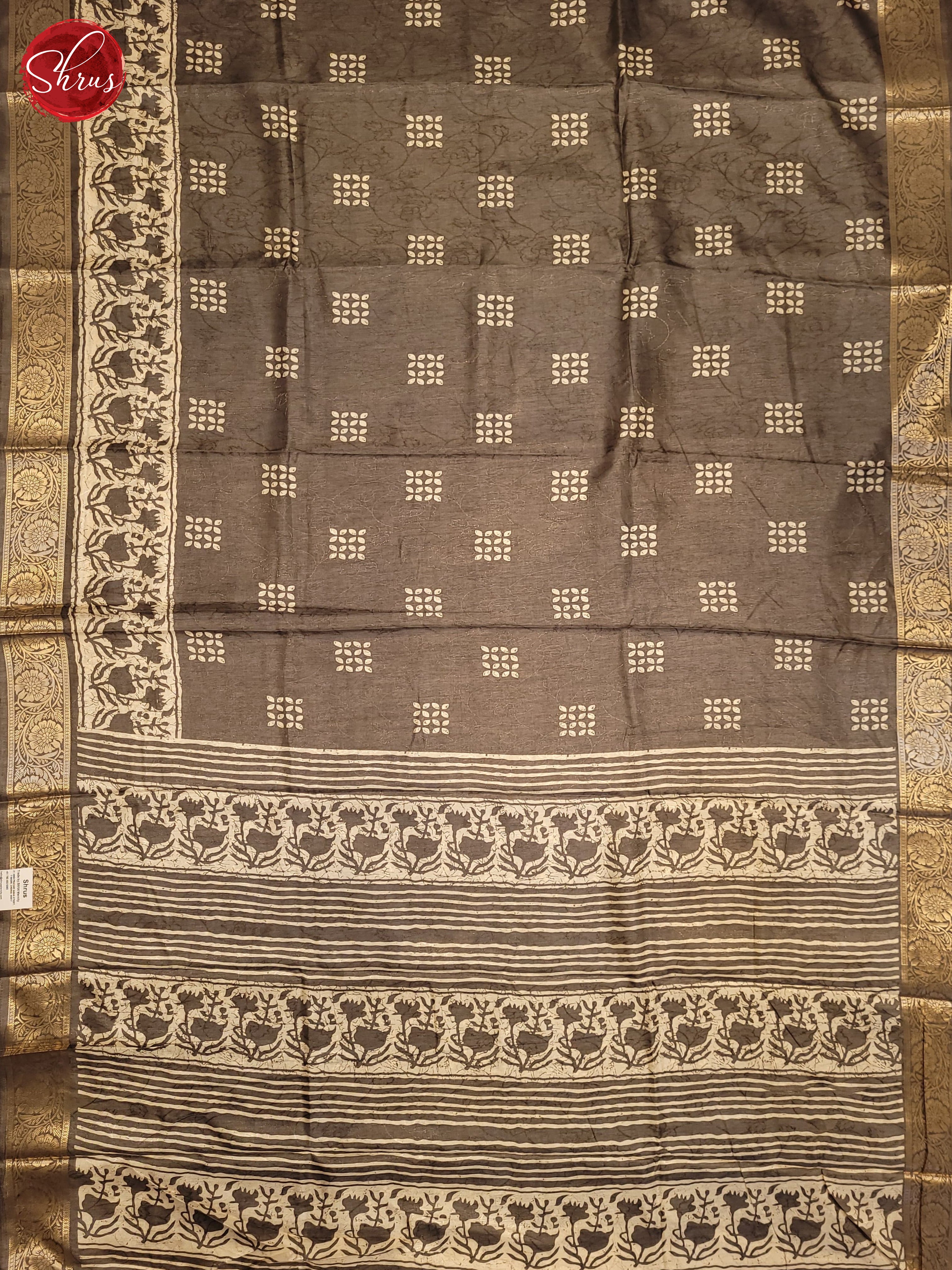 Grey(Single tone) - Semi Crepe Saree - Shop on ShrusEternity.com