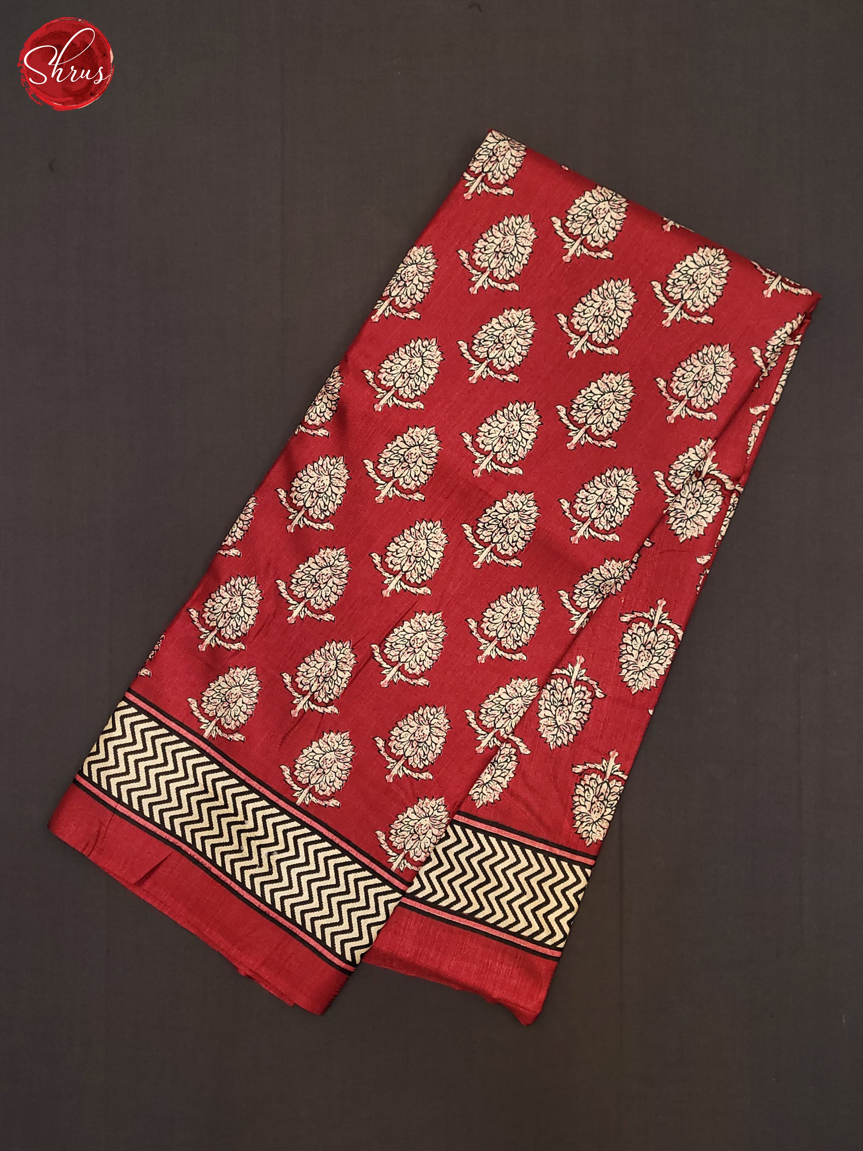 Red(Single tone) - Semi Crepe Saree - Shop on ShrusEternity.com