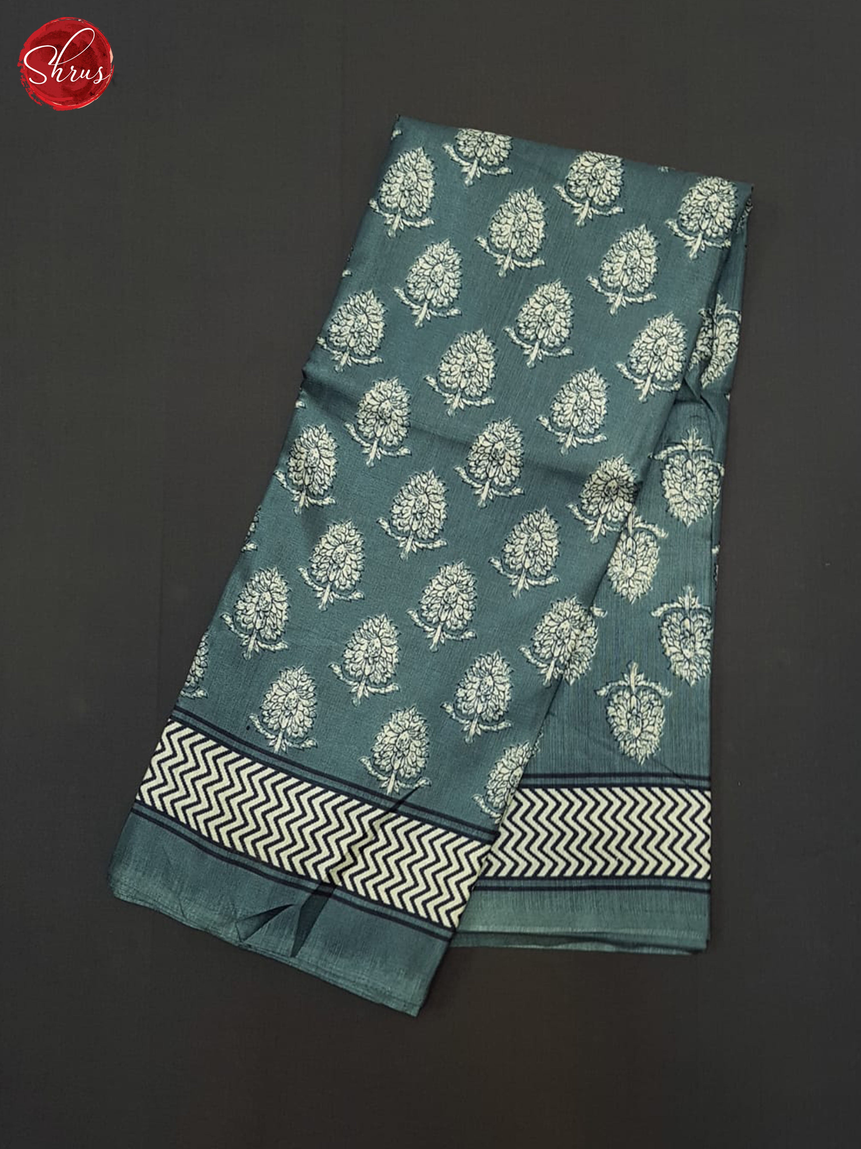 Grey(Single Tone) - Semi crepe Saree - Shop on ShrusEternity.com