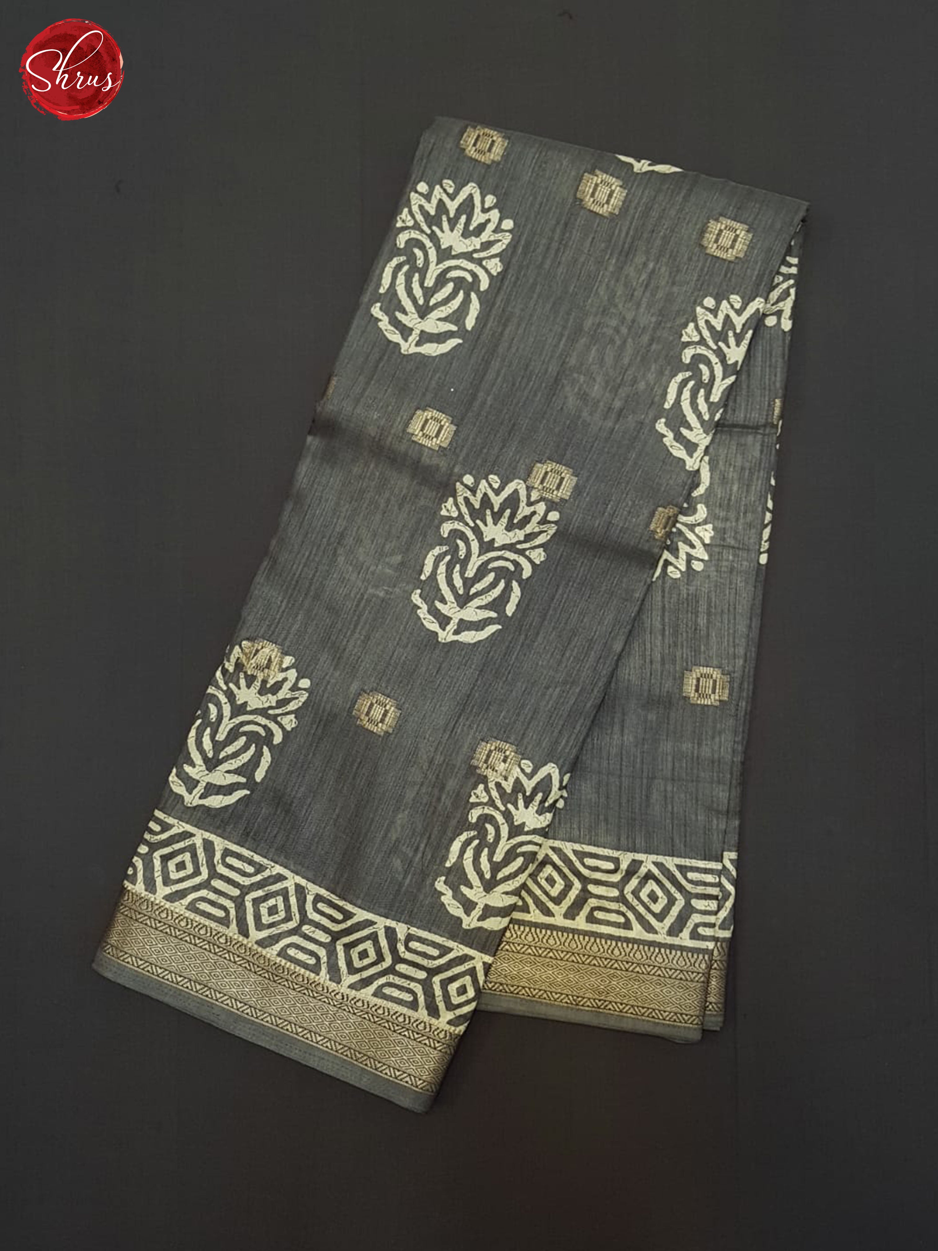 Grey(Single Tone) - Semi Crepe Saree - Shop on ShrusEternity.com