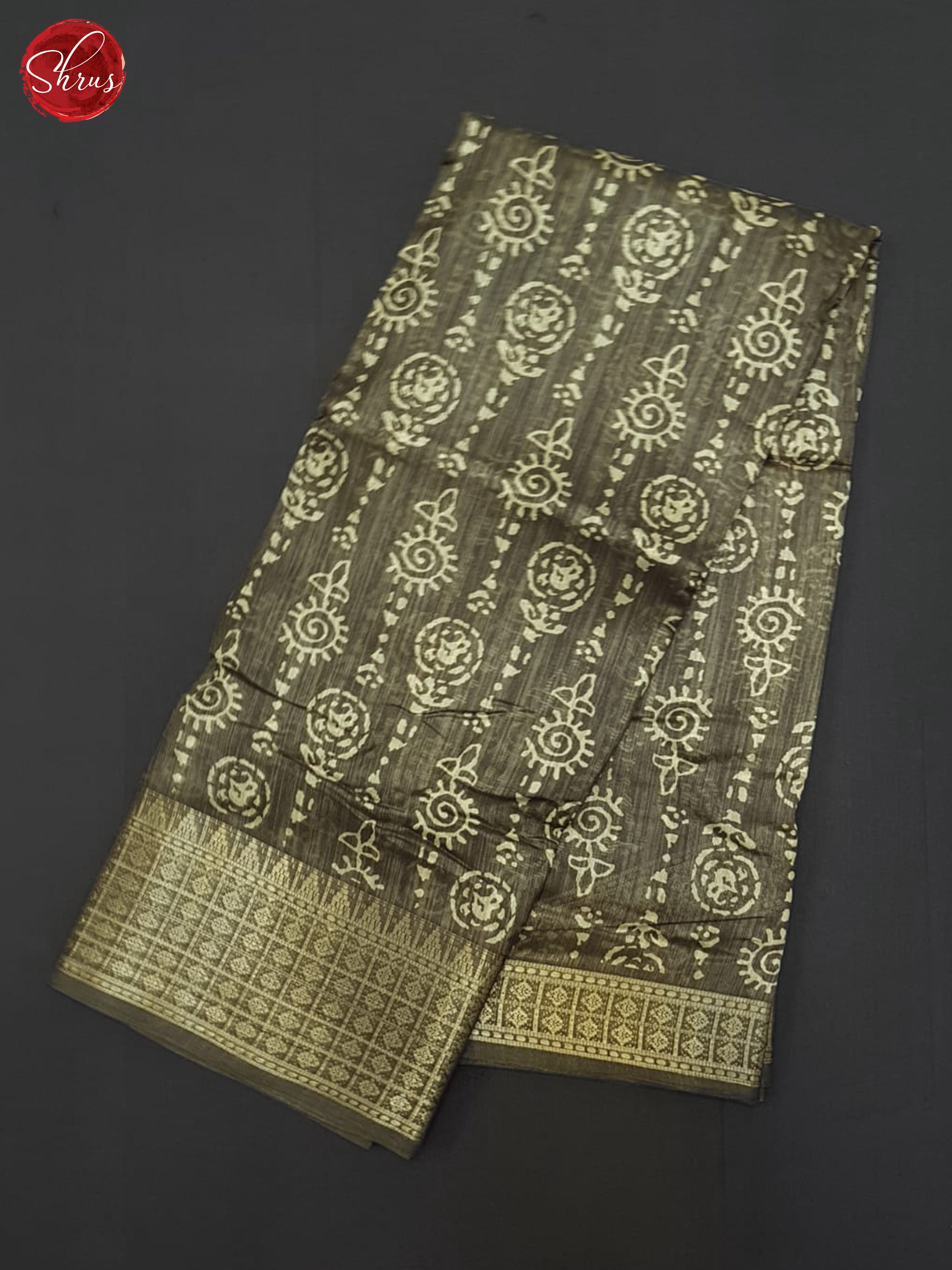 Grey(Single Tone) - Semi Crepe Saree - Shop on ShrusEternity.com