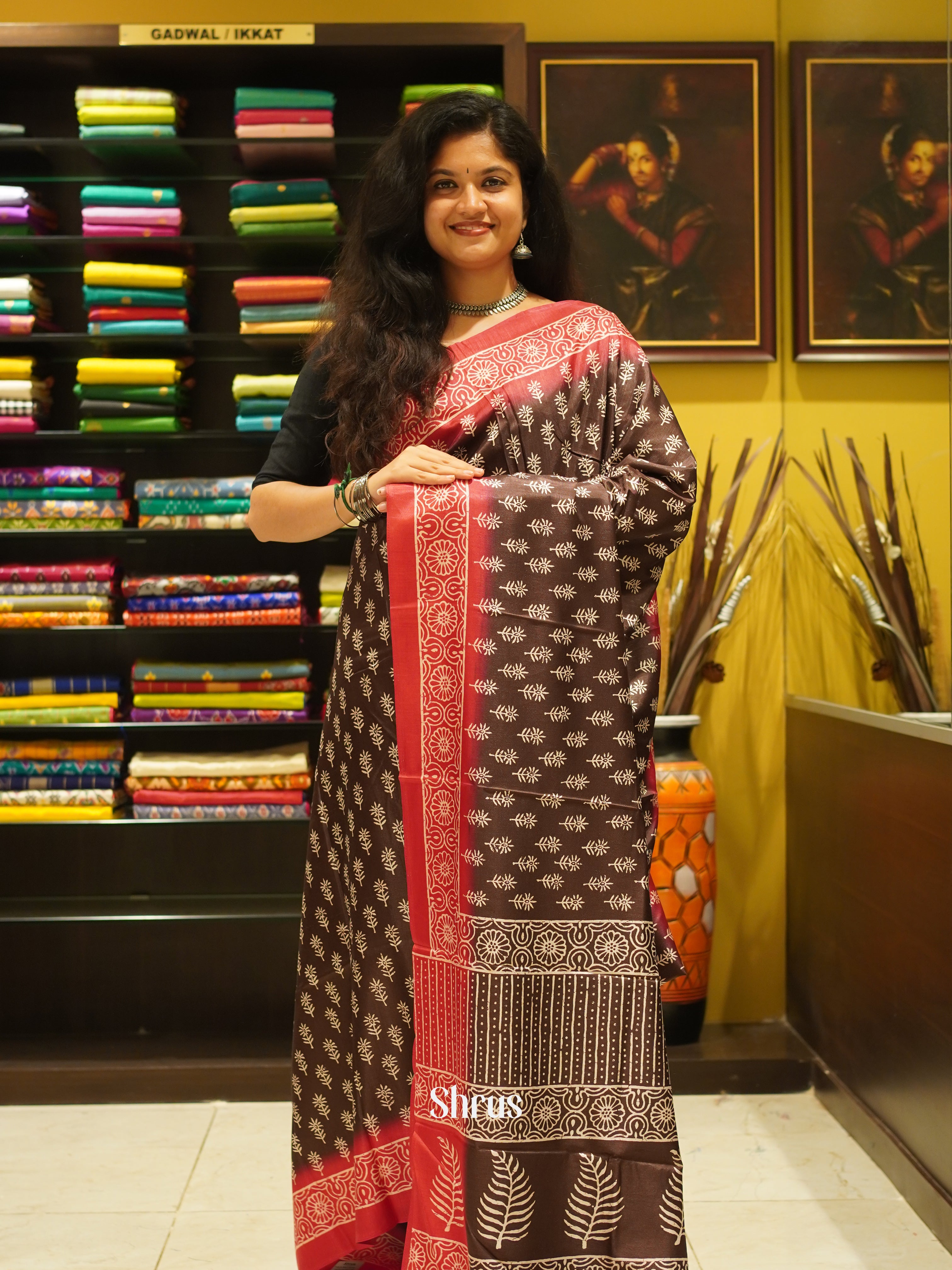 Brown & Pink - Semi Crepe Saree