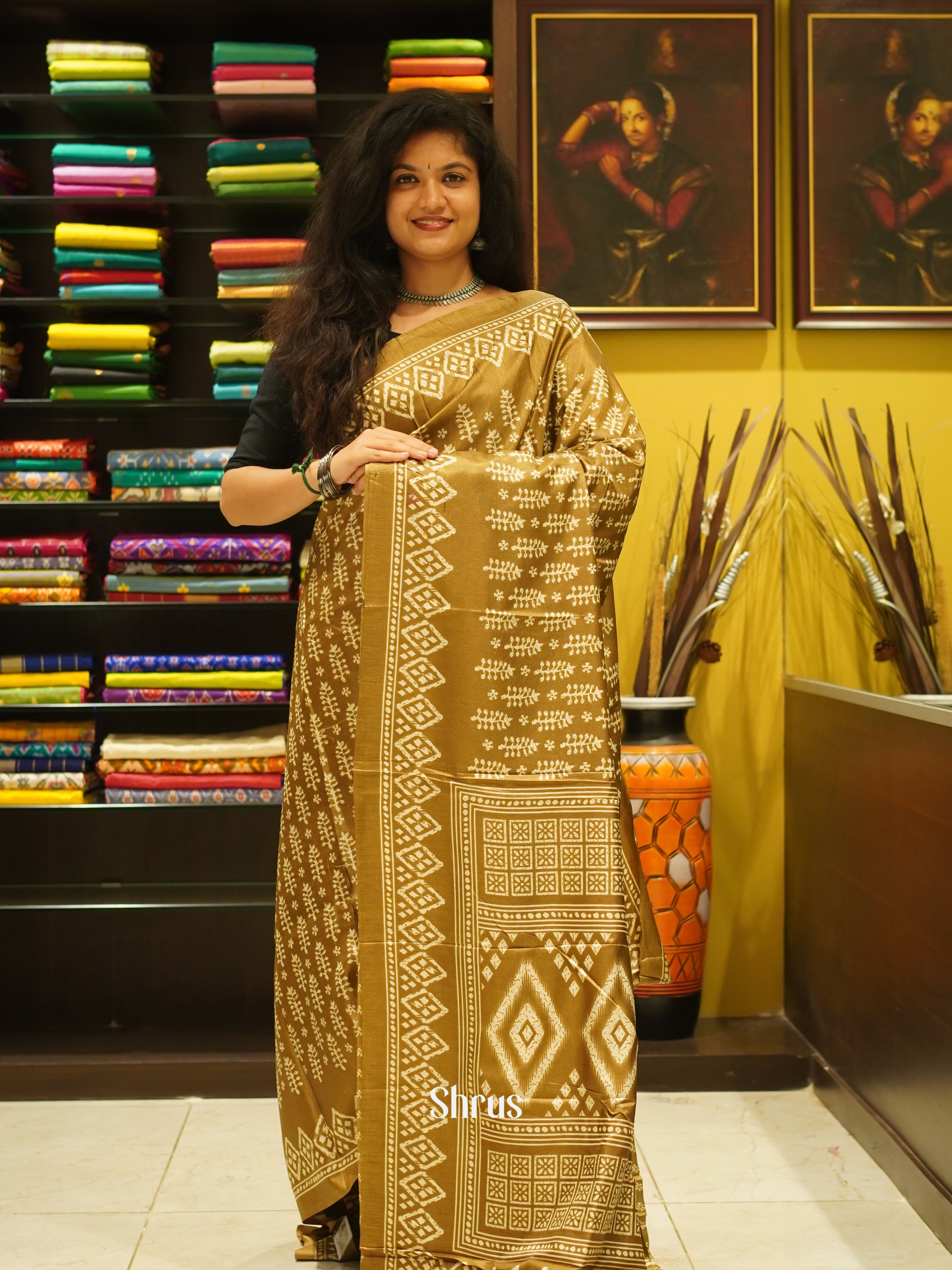 Brown(Single Tone) - Semi Crepe Saree