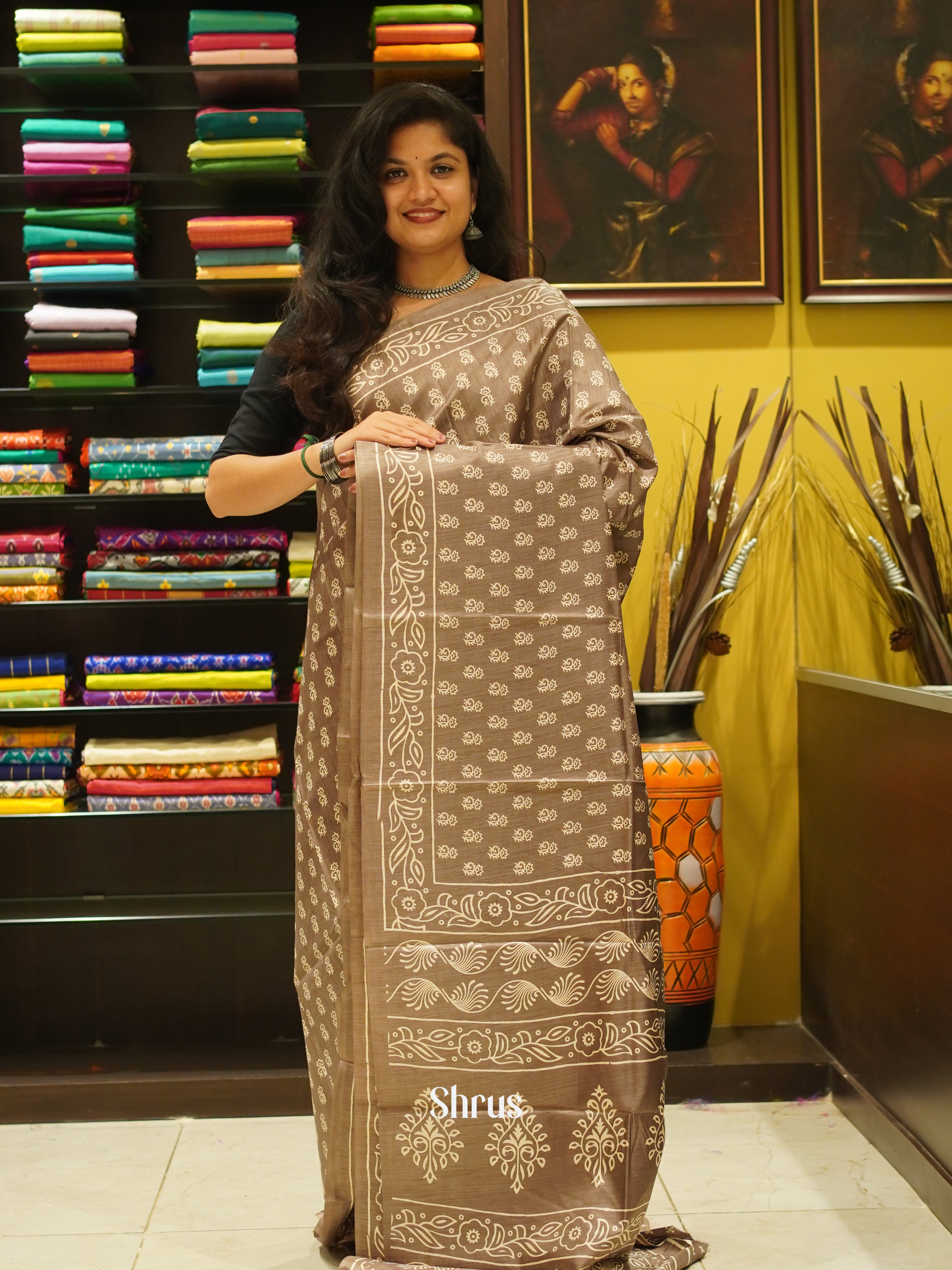 Brown(Single Tone) - Semi Crepe Saree