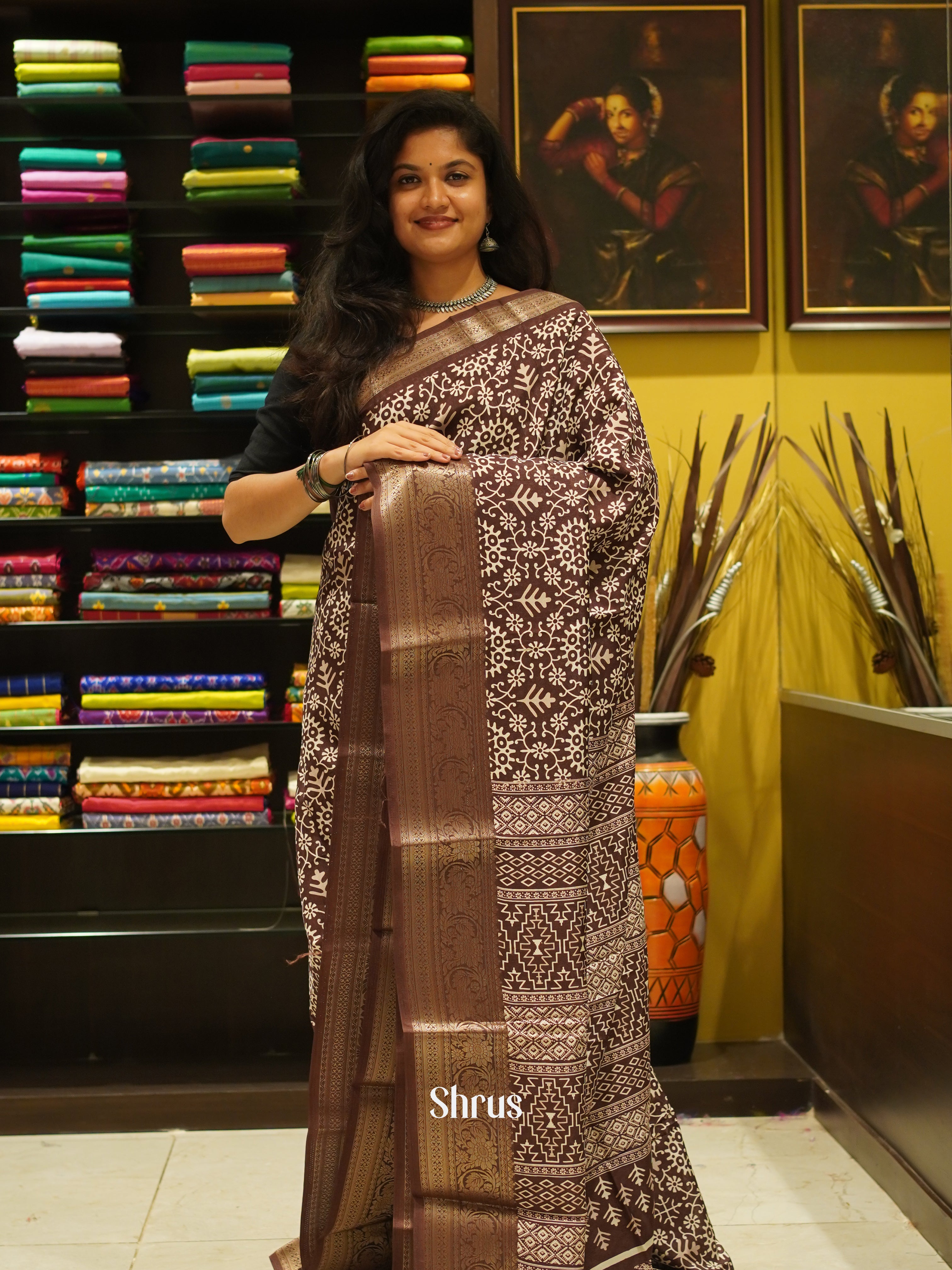 Brown(SIngle Tone) - Semi crepe Saree