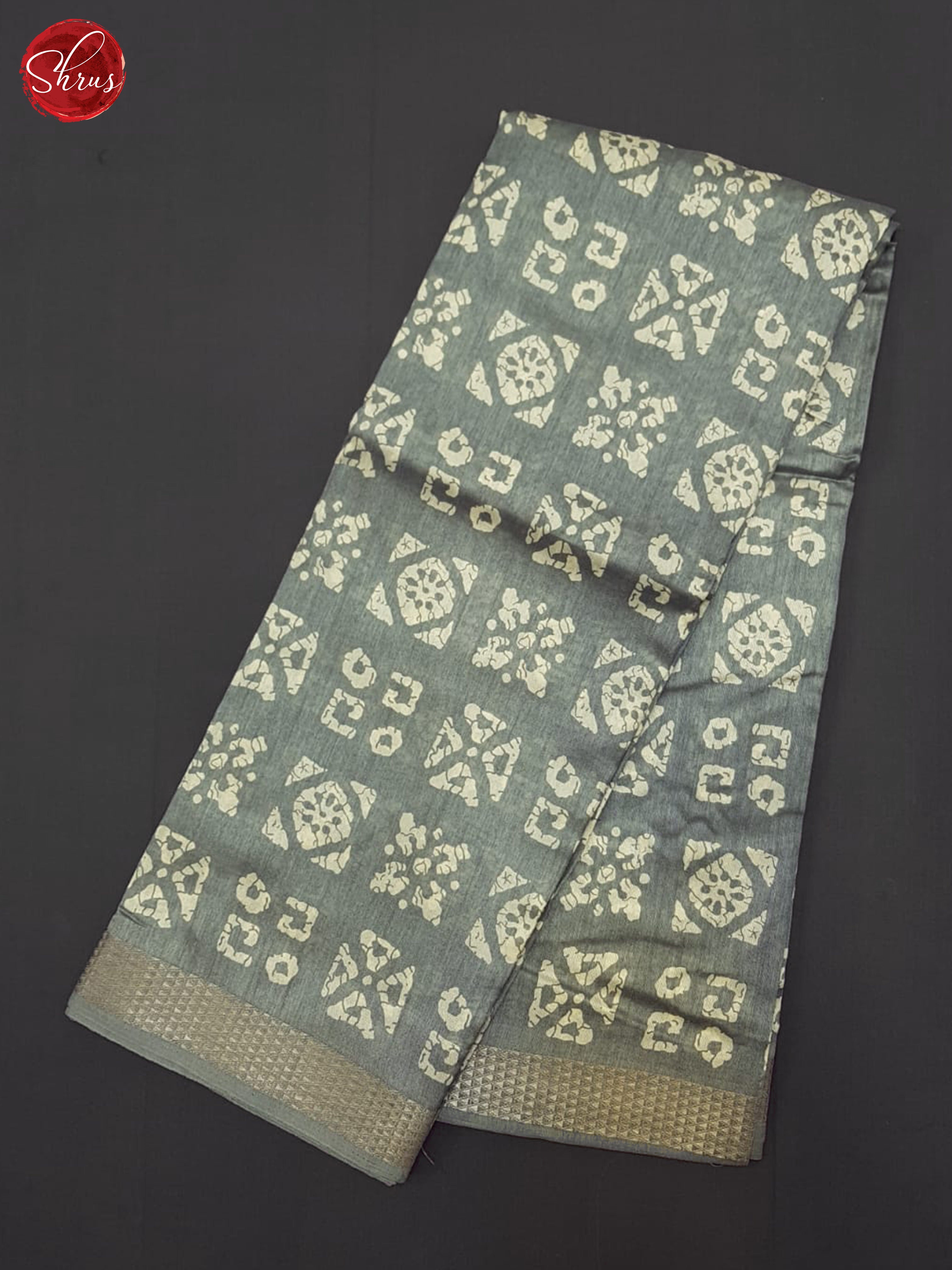 Grey(Single Tone) - Semi Matka Saree - Shop on ShrusEternity.com