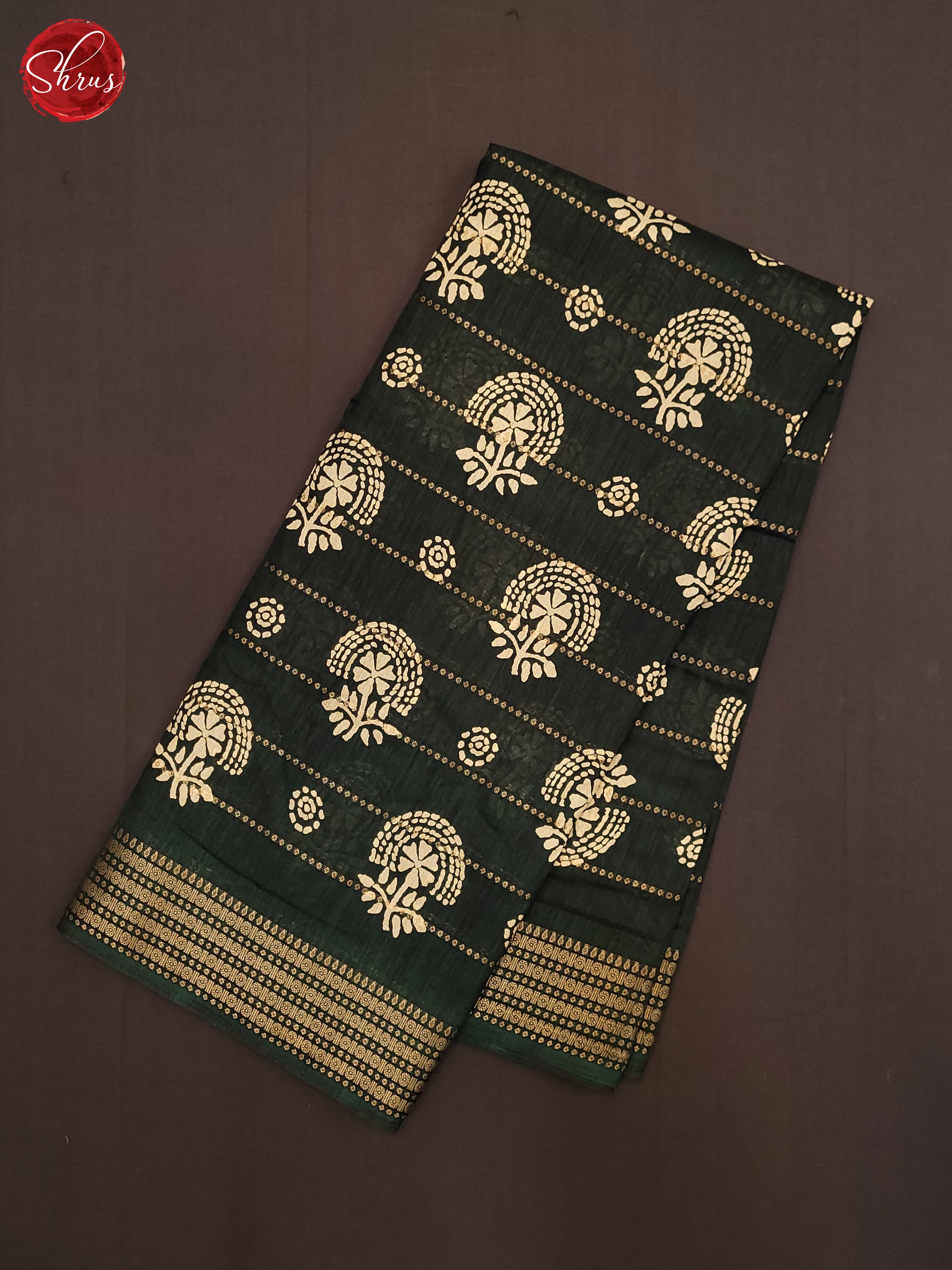 Bottle Green(Single Tone)- Semi Crepe Saree - Shop on ShrusEternity.com