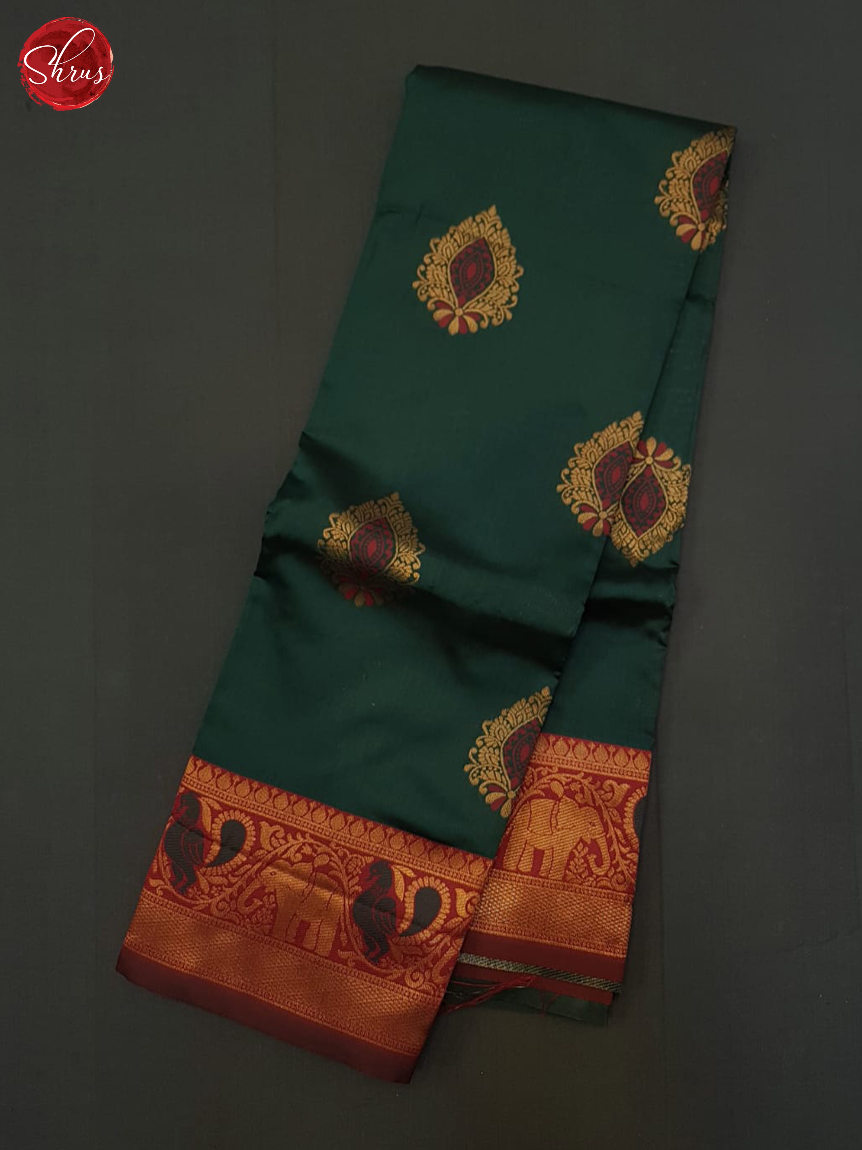 Green and Arakku Maroon- Semi Soft silk Saree - Shop on ShrusEternity.com