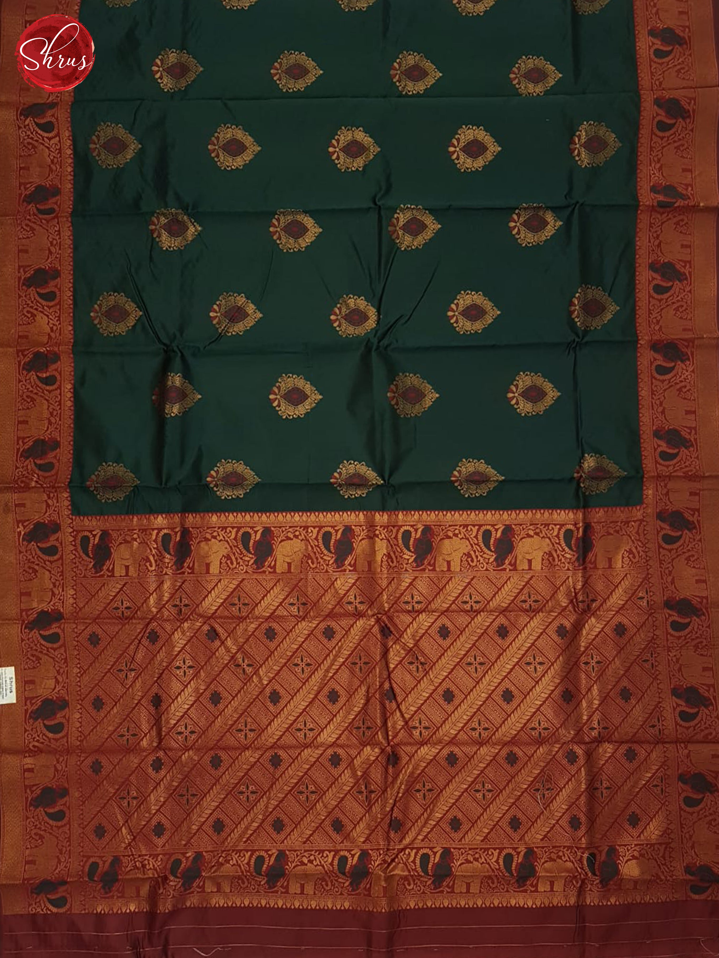 Green and Arakku Maroon- Semi Soft silk Saree - Shop on ShrusEternity.com