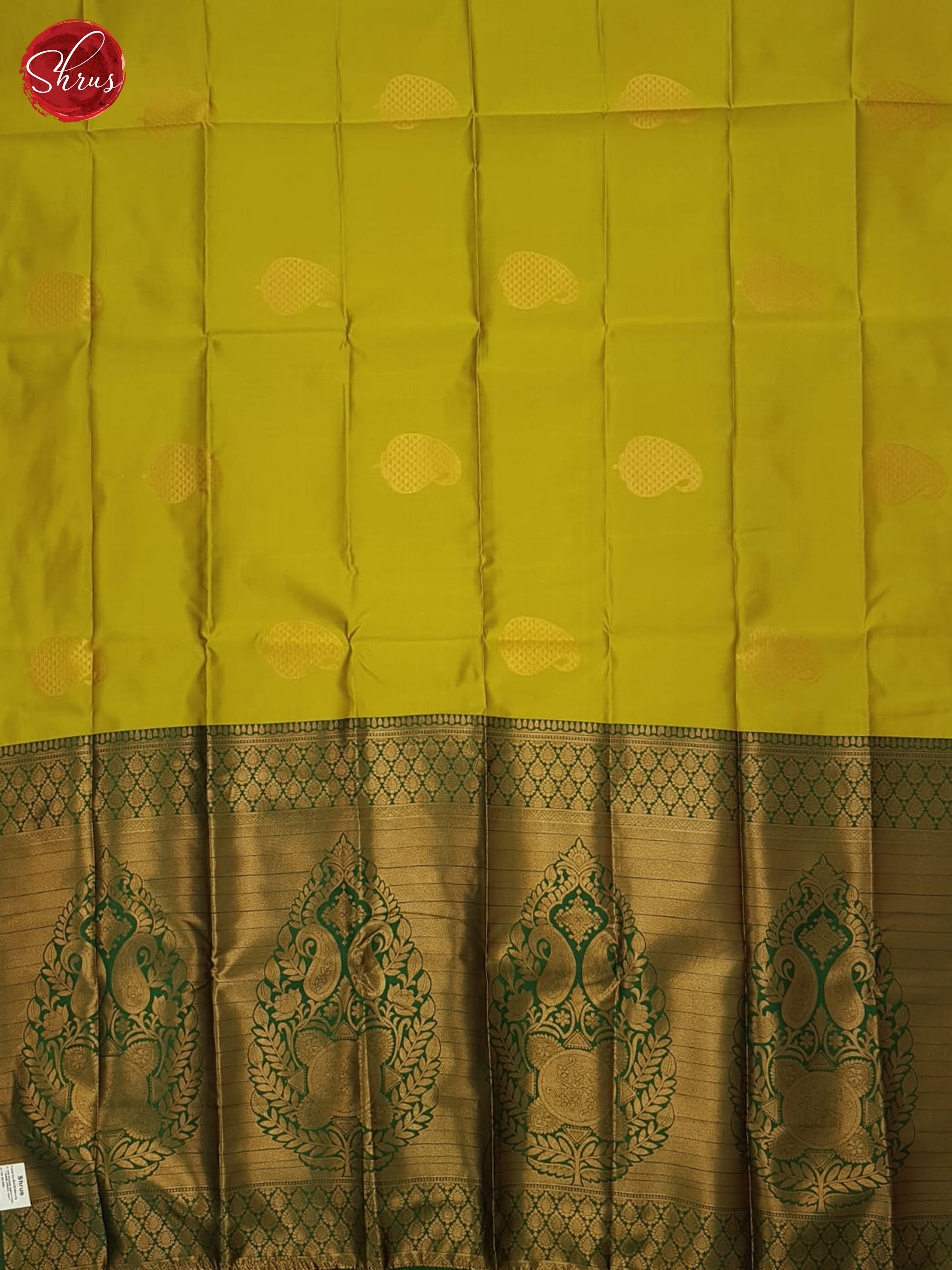 Mathulir green and Green - Semi Soft Silk Saree - Shop on ShrusEternity.com