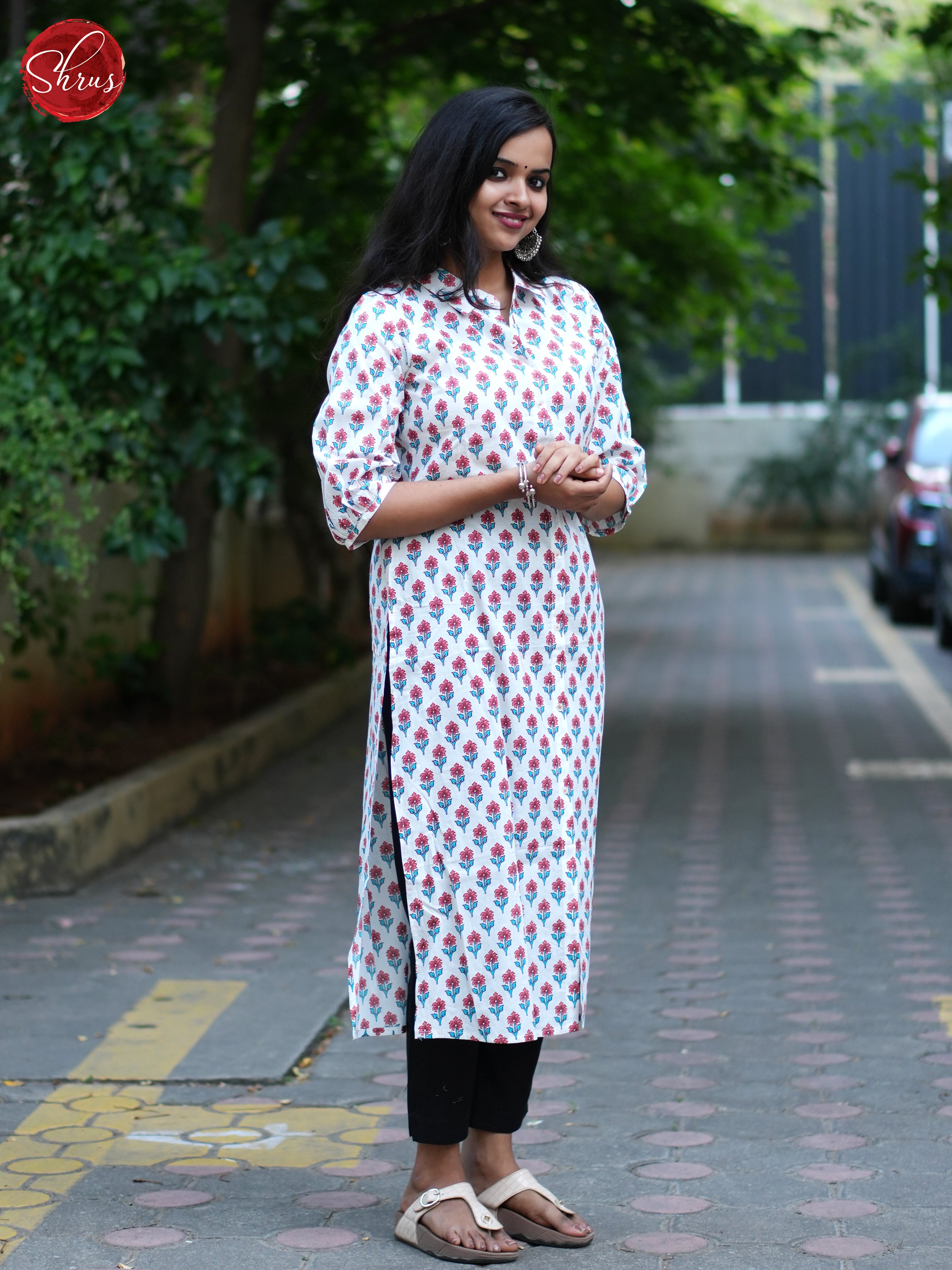 White  -Block Printed  Readymade  Kurti - Shop on ShrusEternity.com