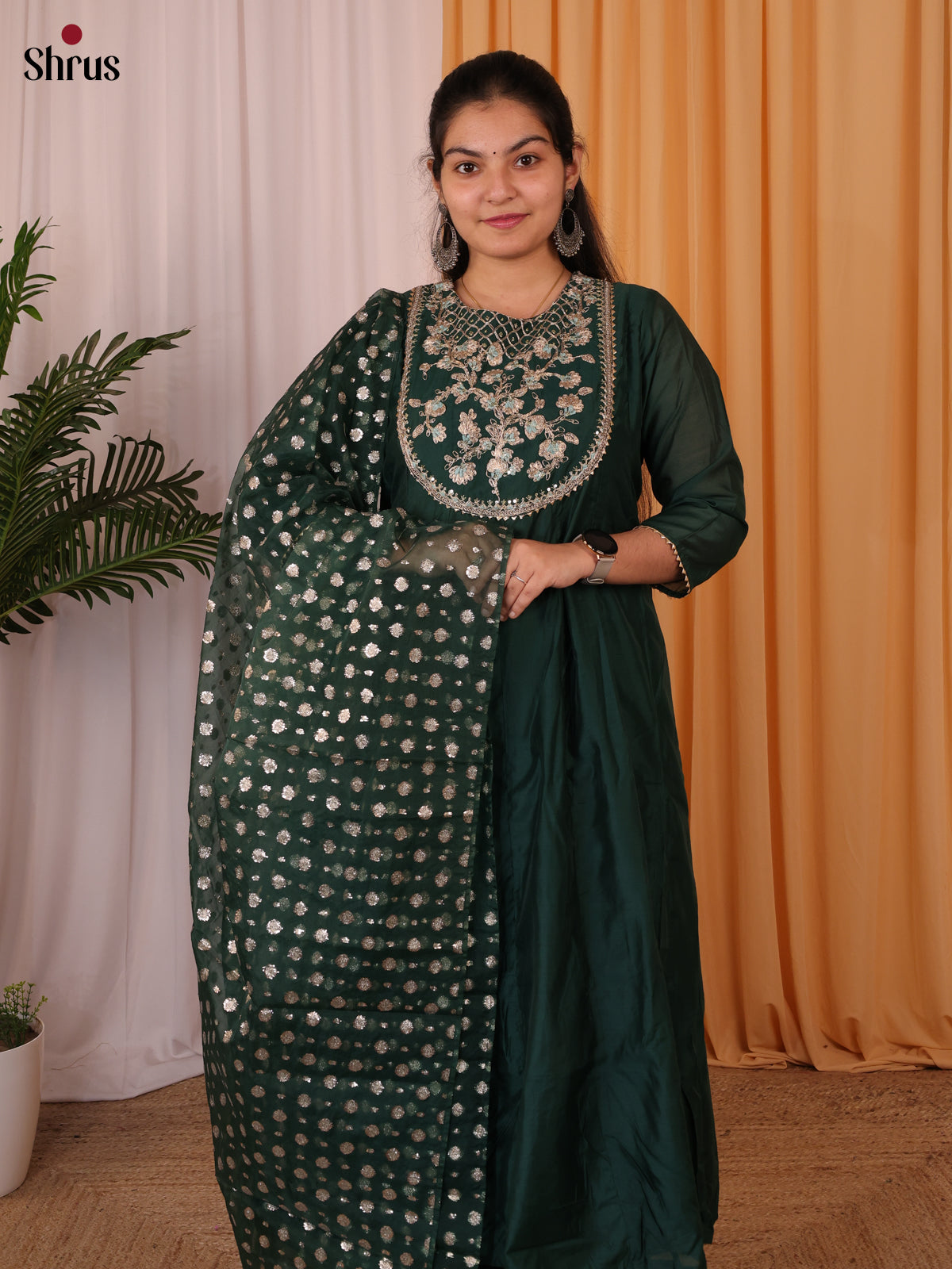 Green -3pc embroidered Readymade Suits