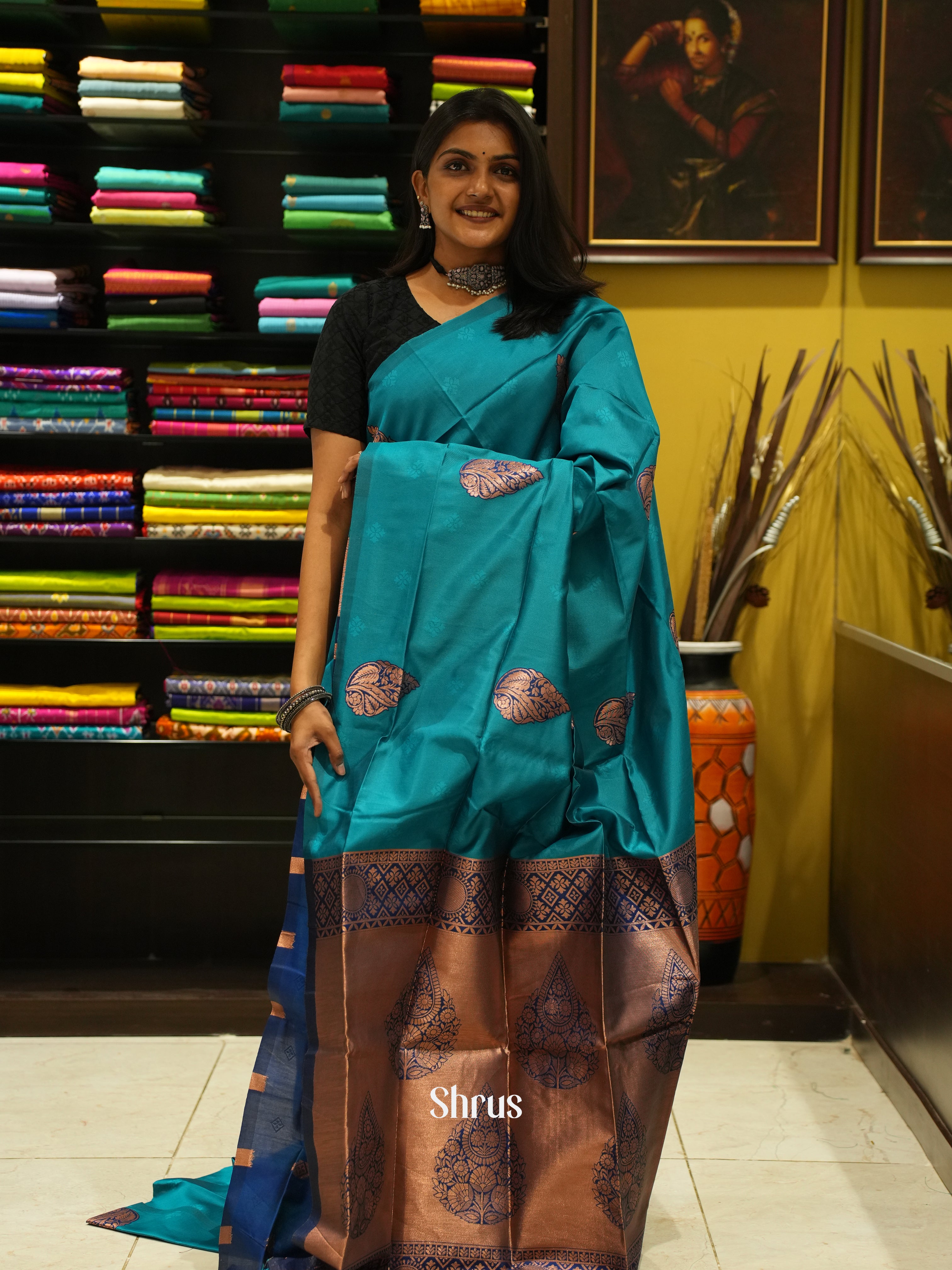 Green and Navy blue- Semi Soft Silk Saree