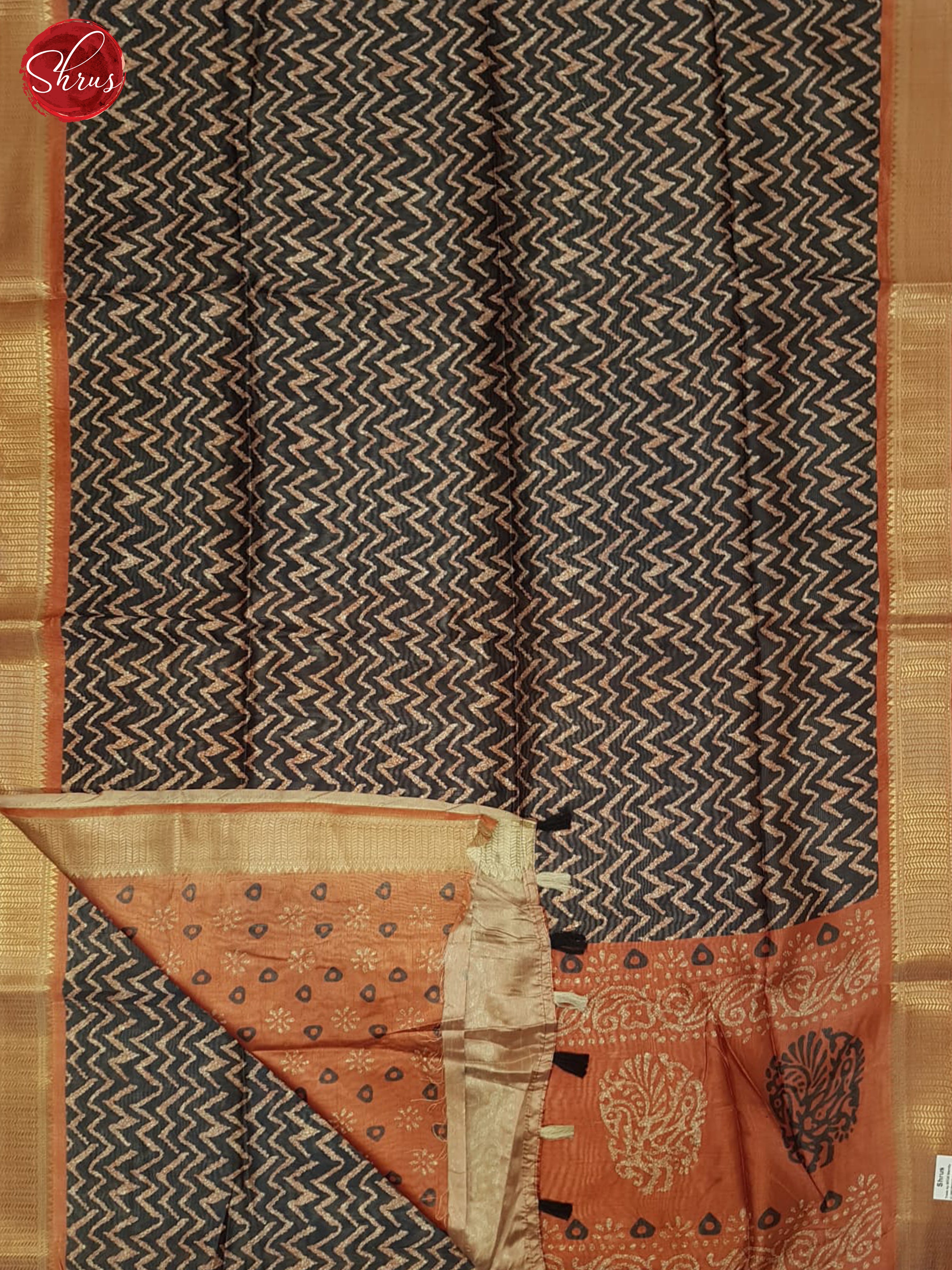 Grey & Brick - Matka Cotton Saree - Shop on ShrusEternity.com