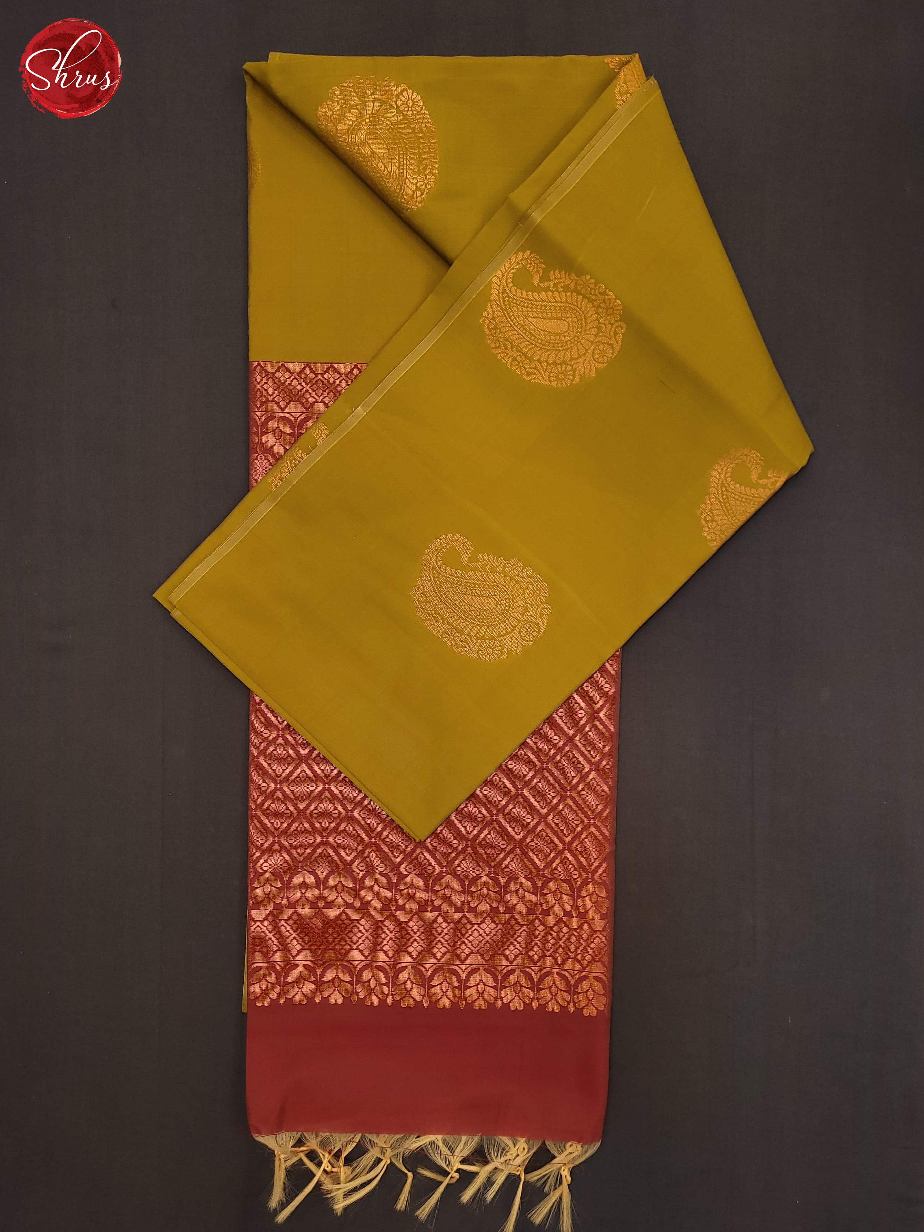 Green & REd- Semi Softsilk Saree - Shop on ShrusEternity.com