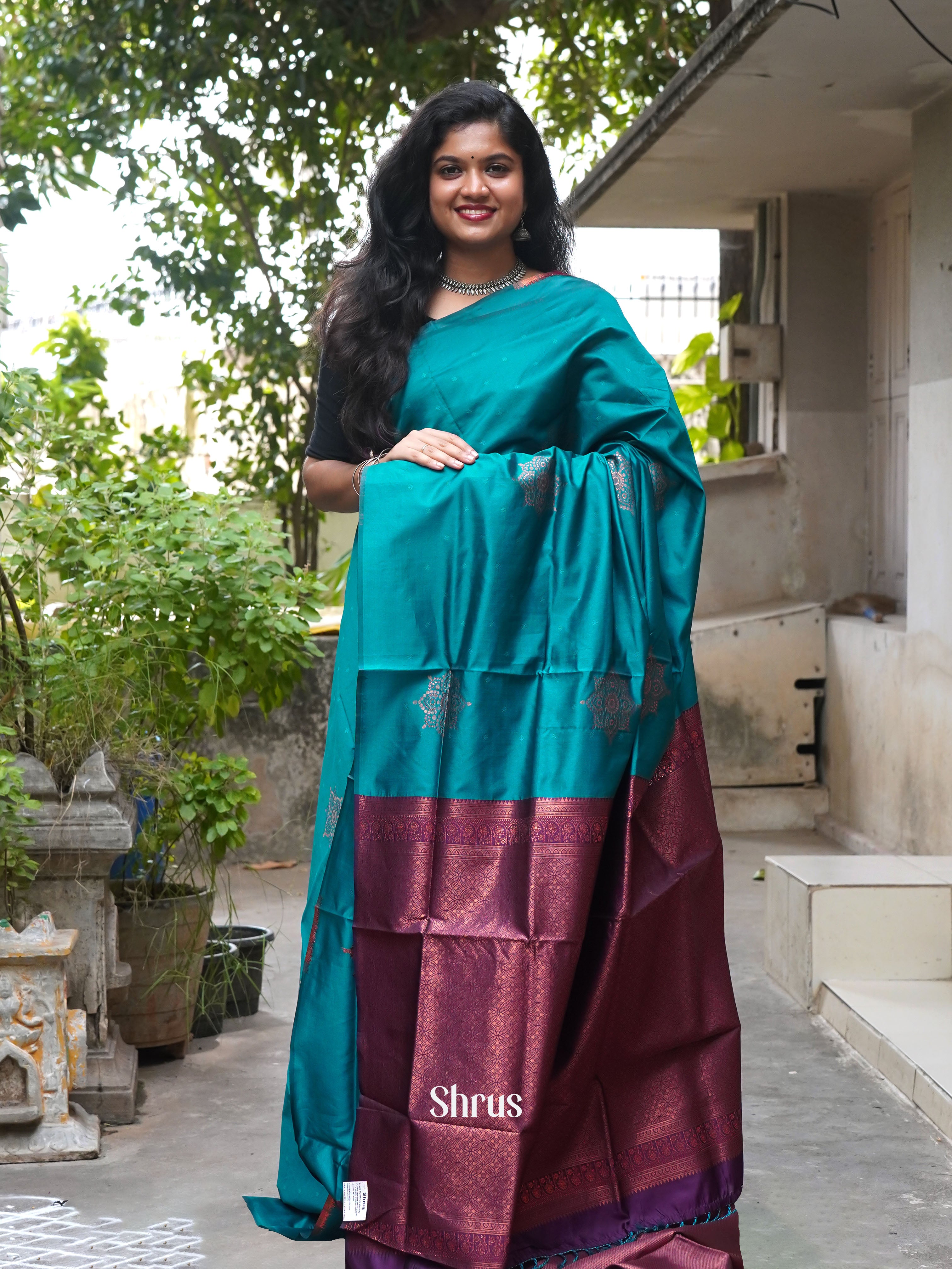 Green And Wine- Semi Soft silk saree