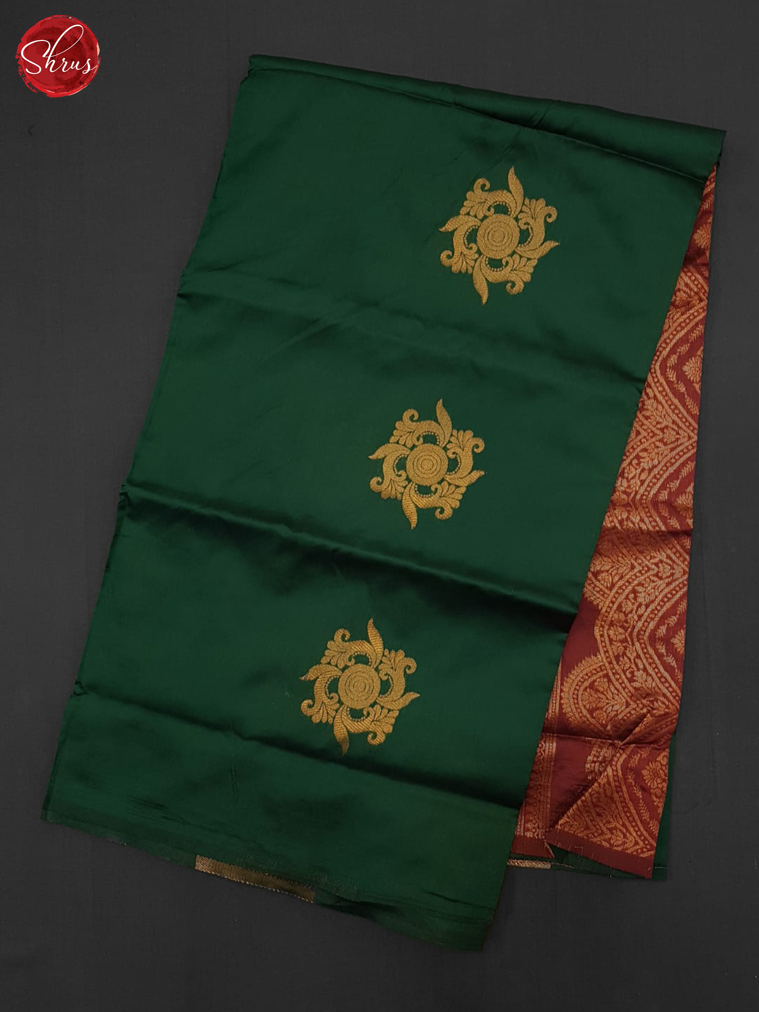 Green and Arakku Maroon- Semi Soft Silk Saree - Shop on ShrusEternity.com