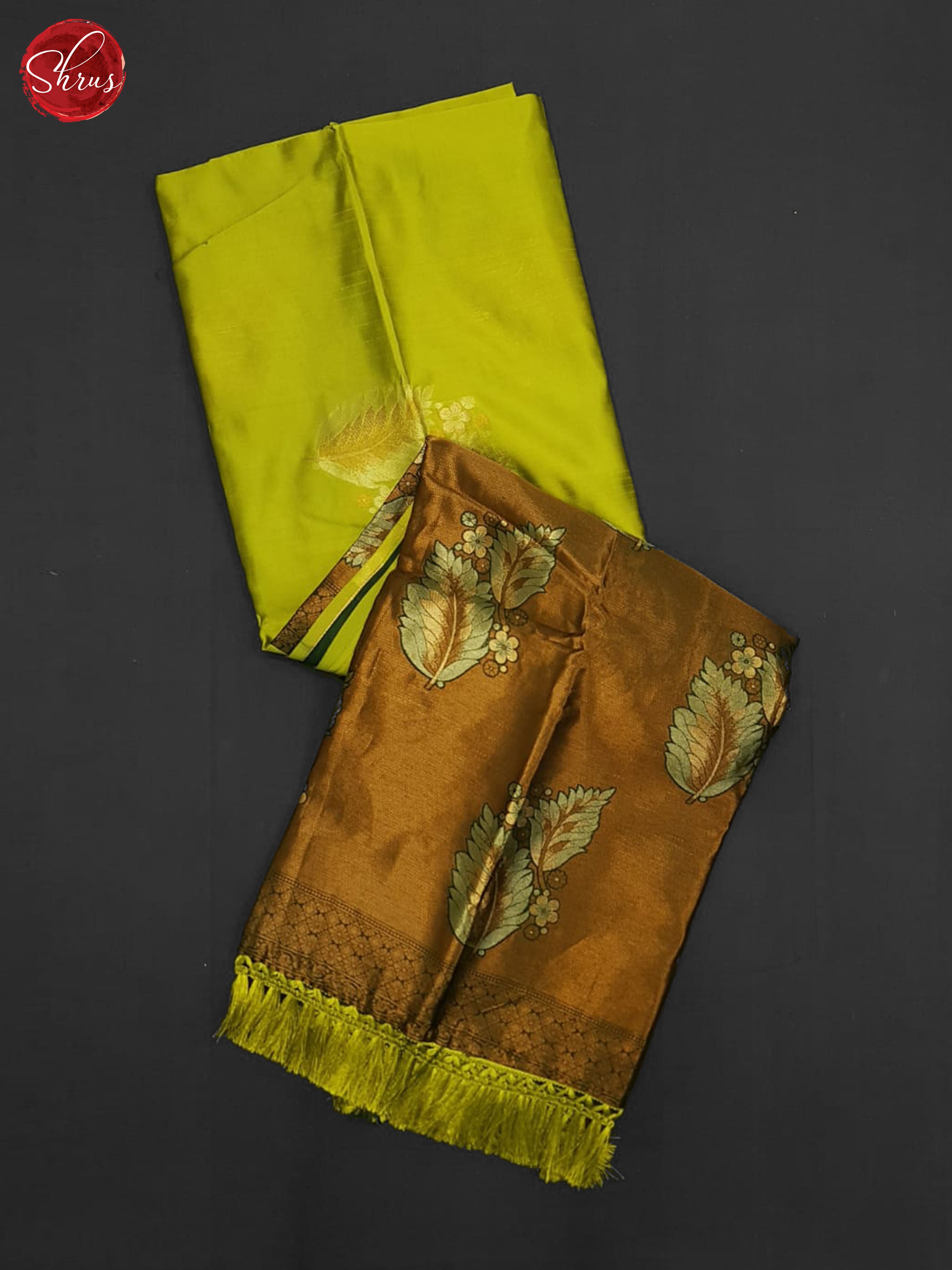 Green and dark green-Semi soft silk saree - Shop on ShrusEternity.com