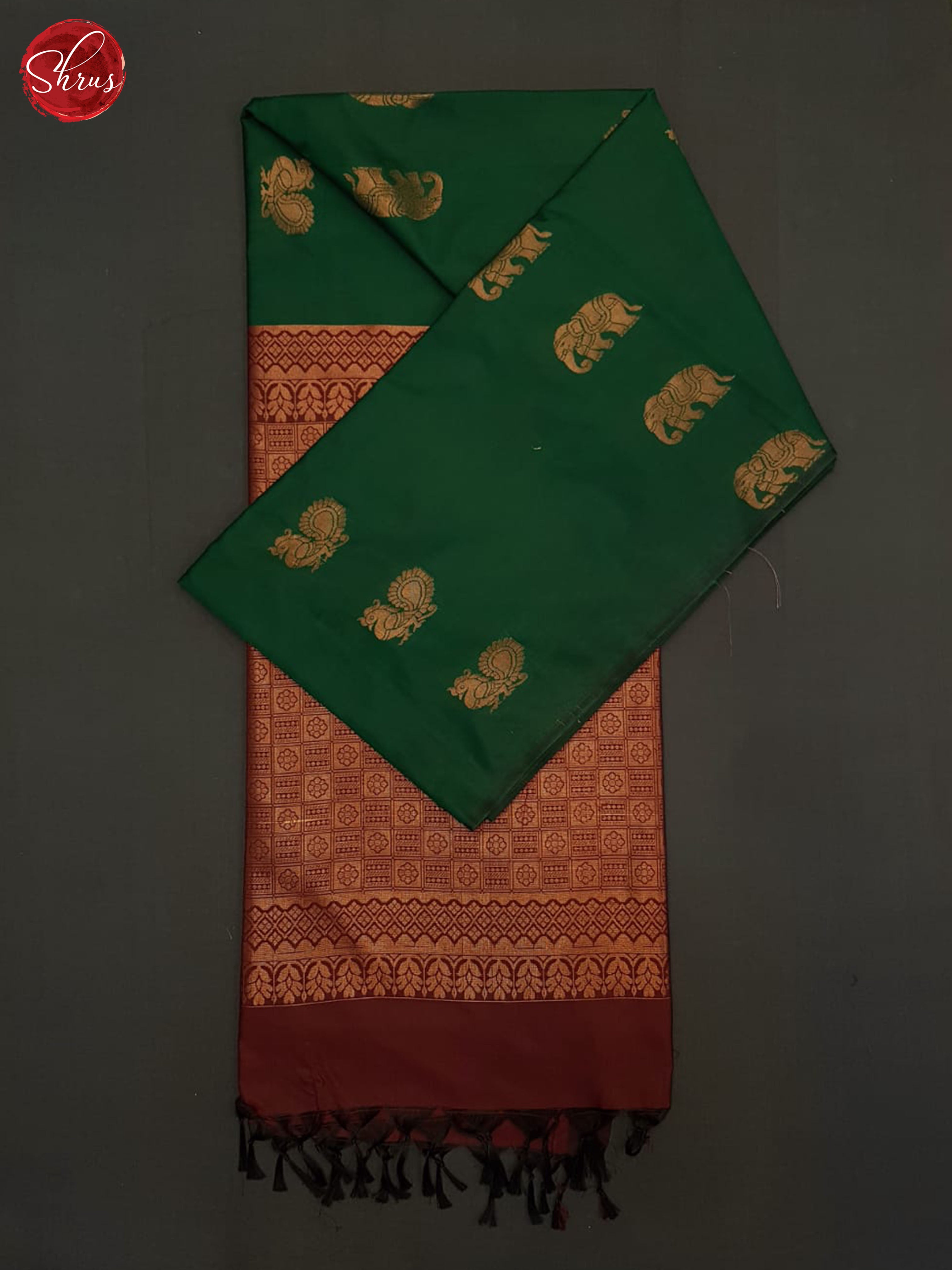 Green And Arraku Marron - Shop on ShrusEternity.com