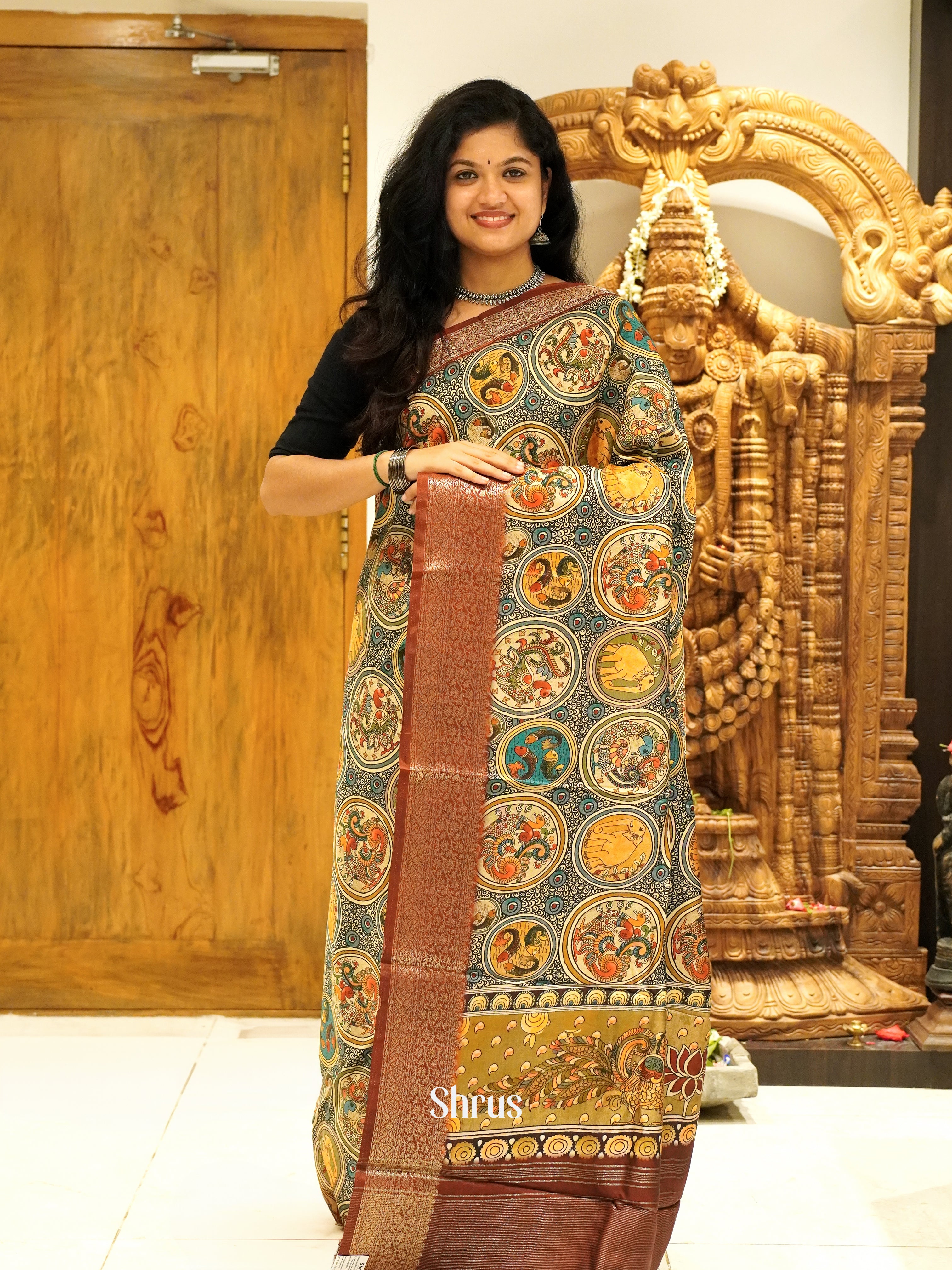 Beige And Araku Maroon-Semi crepe Saree