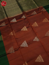 Arakku Maroon and Green- Soft Silk Saree - Shop on ShrusEternity.com