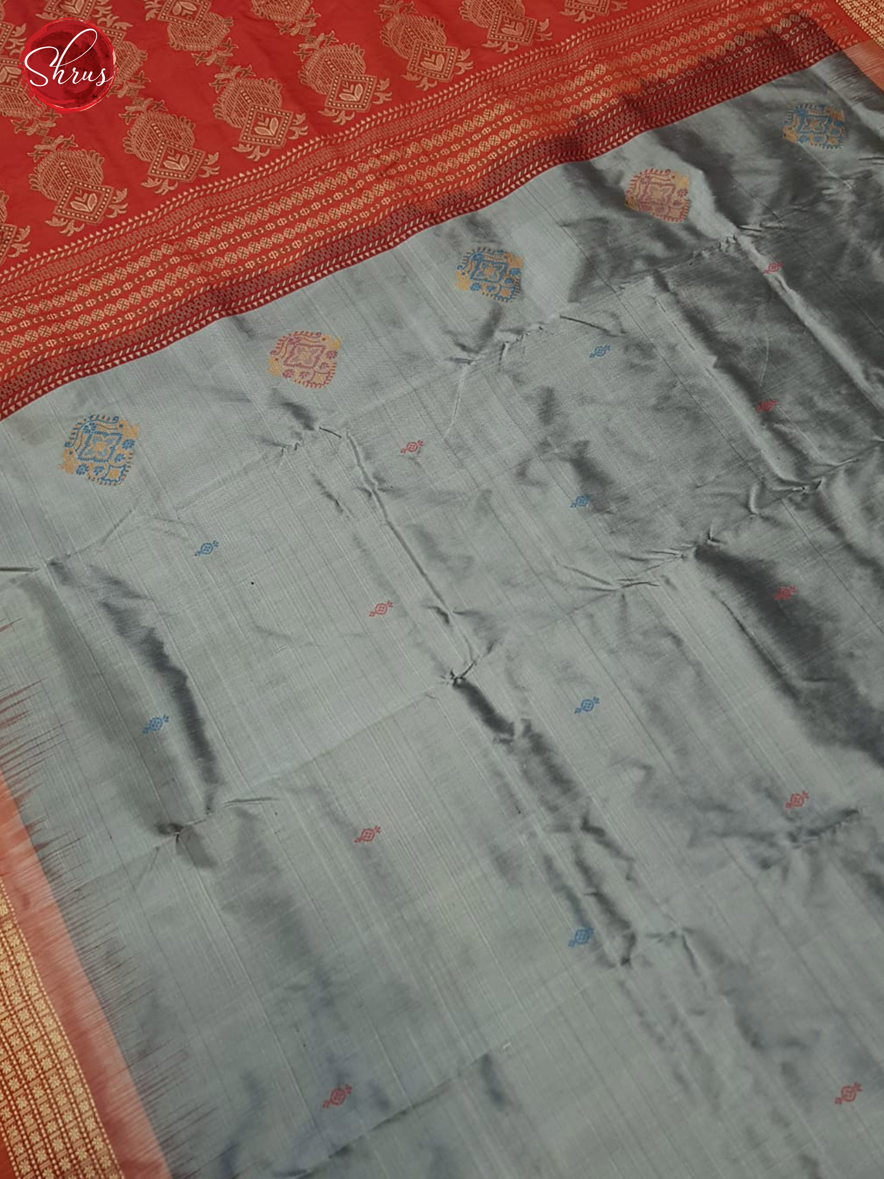 Grey And Red-Odisha Sambalpuri Silk Saree - Shop on ShrusEternity.com