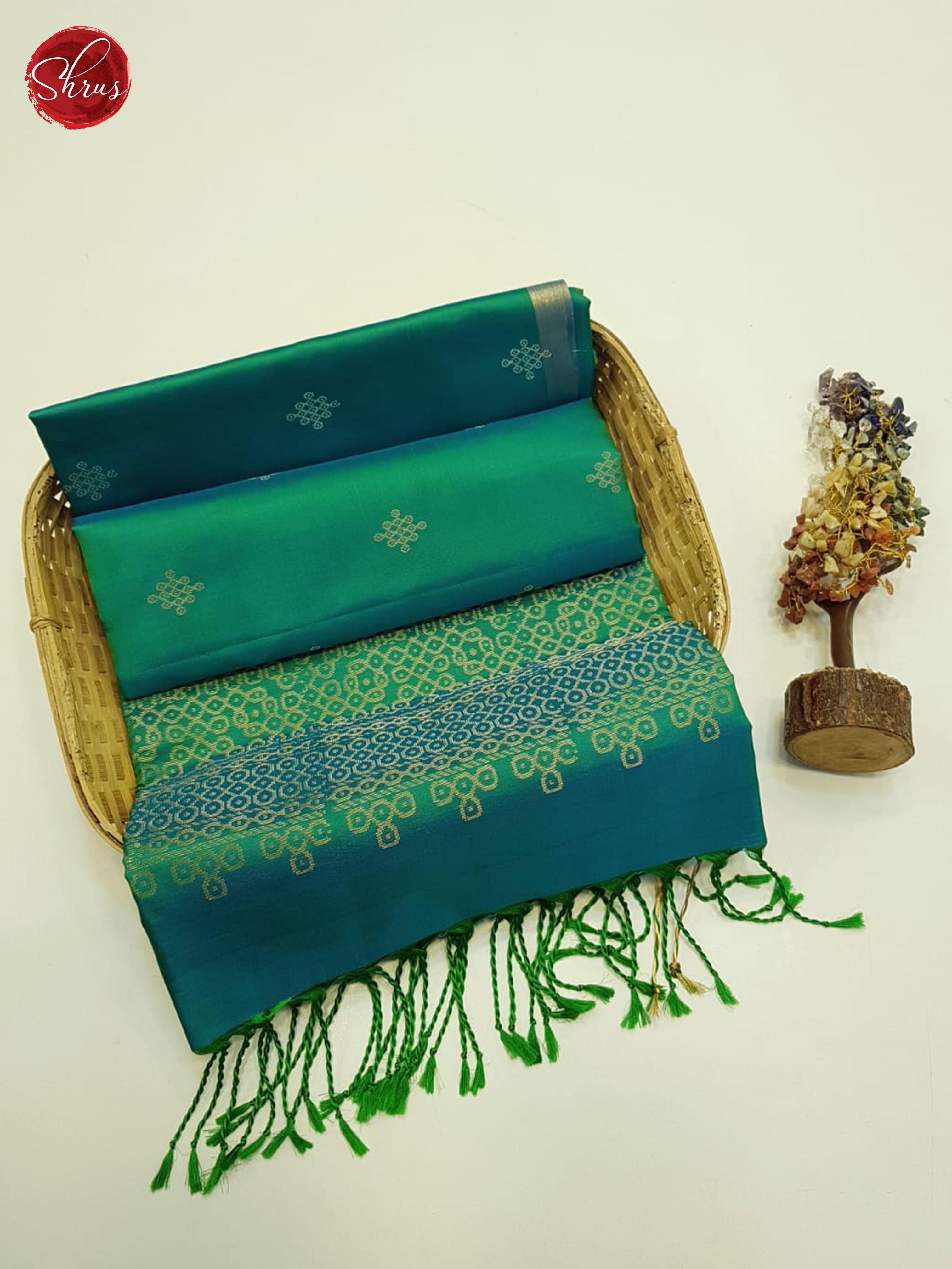 Green(single tone)-Soft silk saree - Shop on ShrusEternity.com