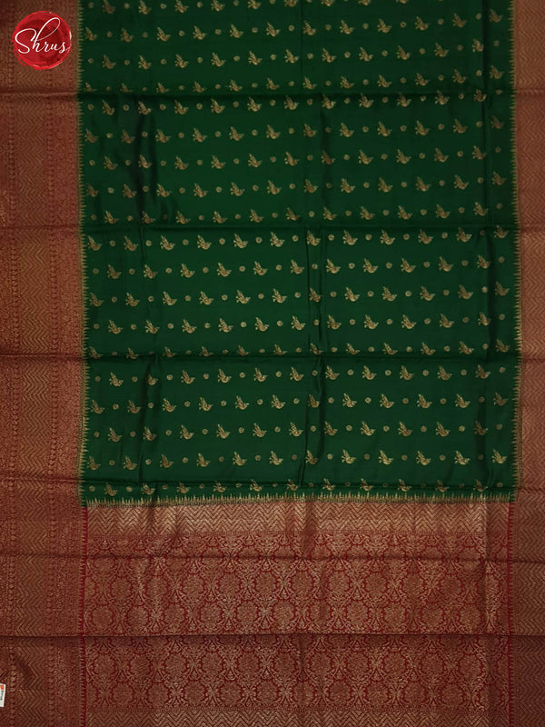 Green And Red- Banarasi Silk Saree - Shop on ShrusEternity.com