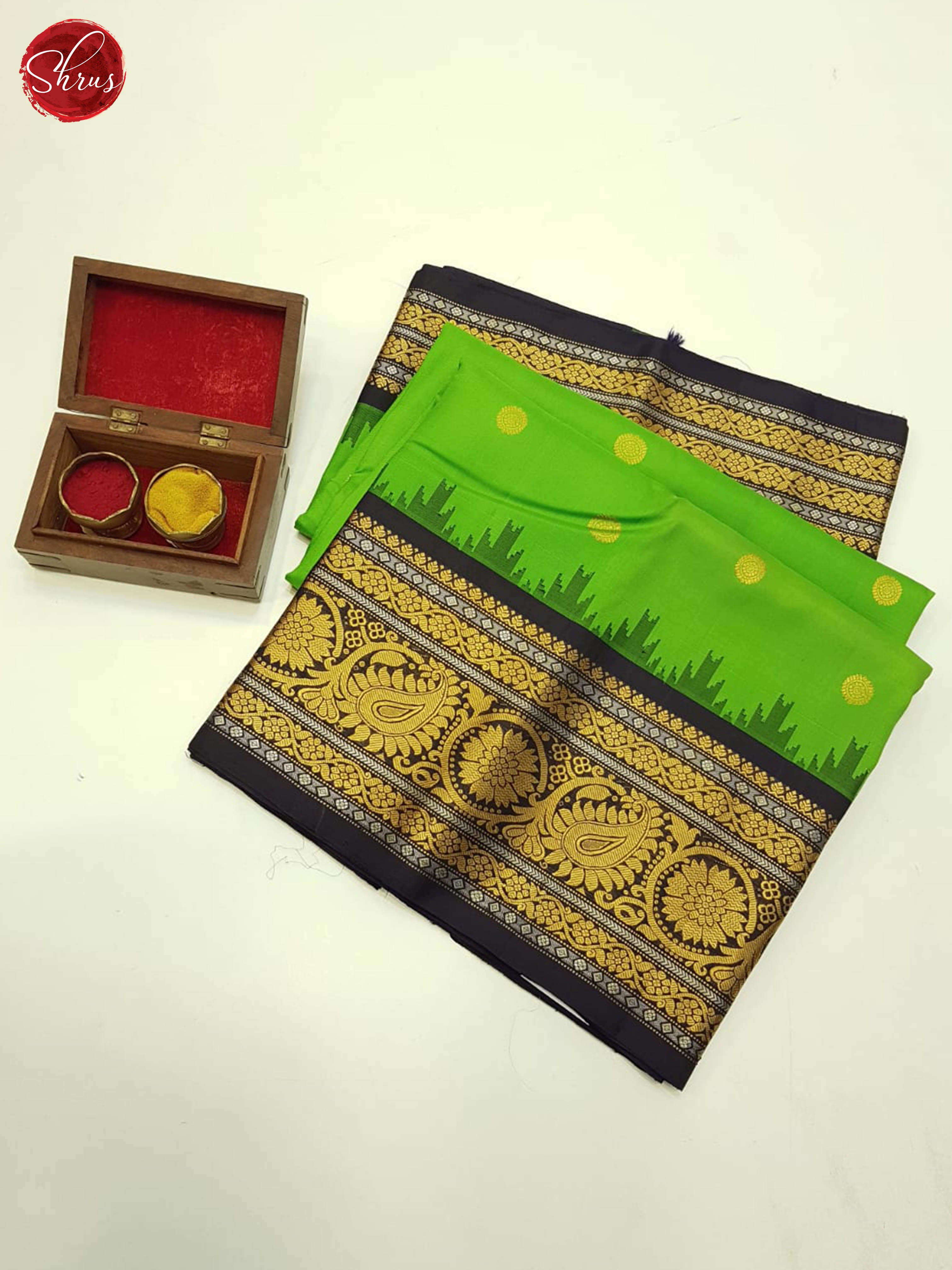 Green & Black - Gadwal Silk with gold, silver zari woven round buttas on the body & Contrast Zari Border - Shop on ShrusEternity.com